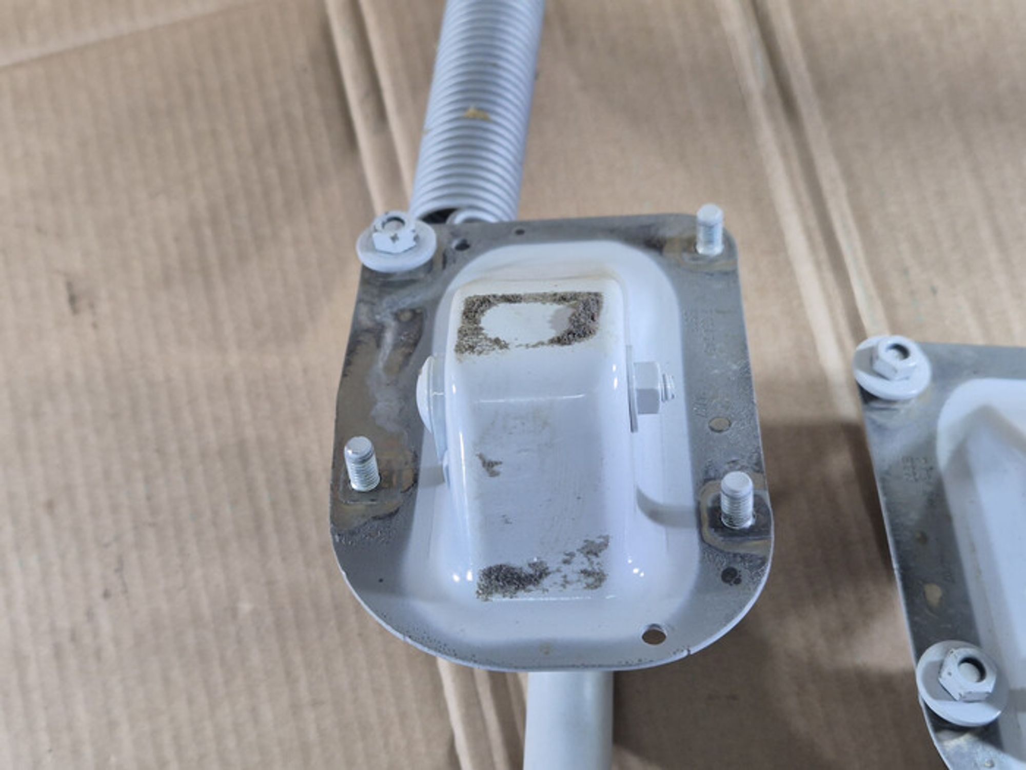 https://ycs.partsauto.market/partsauto-images/thmbs/78ee0fb3787e2dce013ed29fc8a1120c/ac06b7dca3bee335d5d47be6fe65b34d/d13907c06beca9ab617a1659b9ab4185.jpg