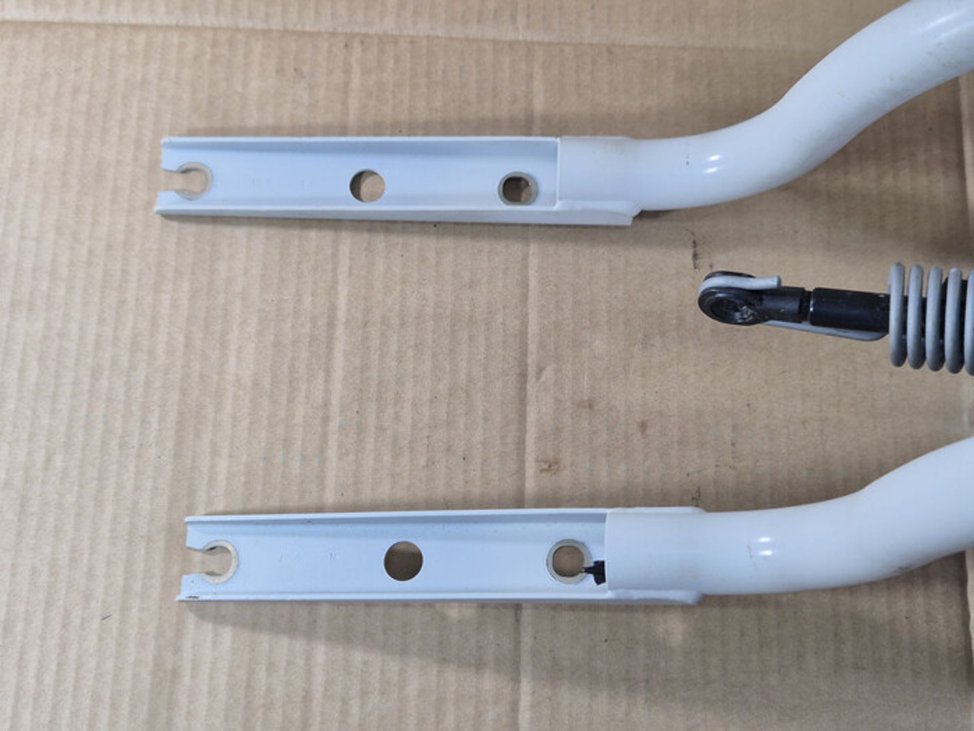 https://ycs.partsauto.market/partsauto-images/thmbs/78ee0fb3787e2dce013ed29fc8a1120c/ac06b7dca3bee335d5d47be6fe65b34d/d4d319d757c9edcdb5d8f11bdcc9f89c.jpg