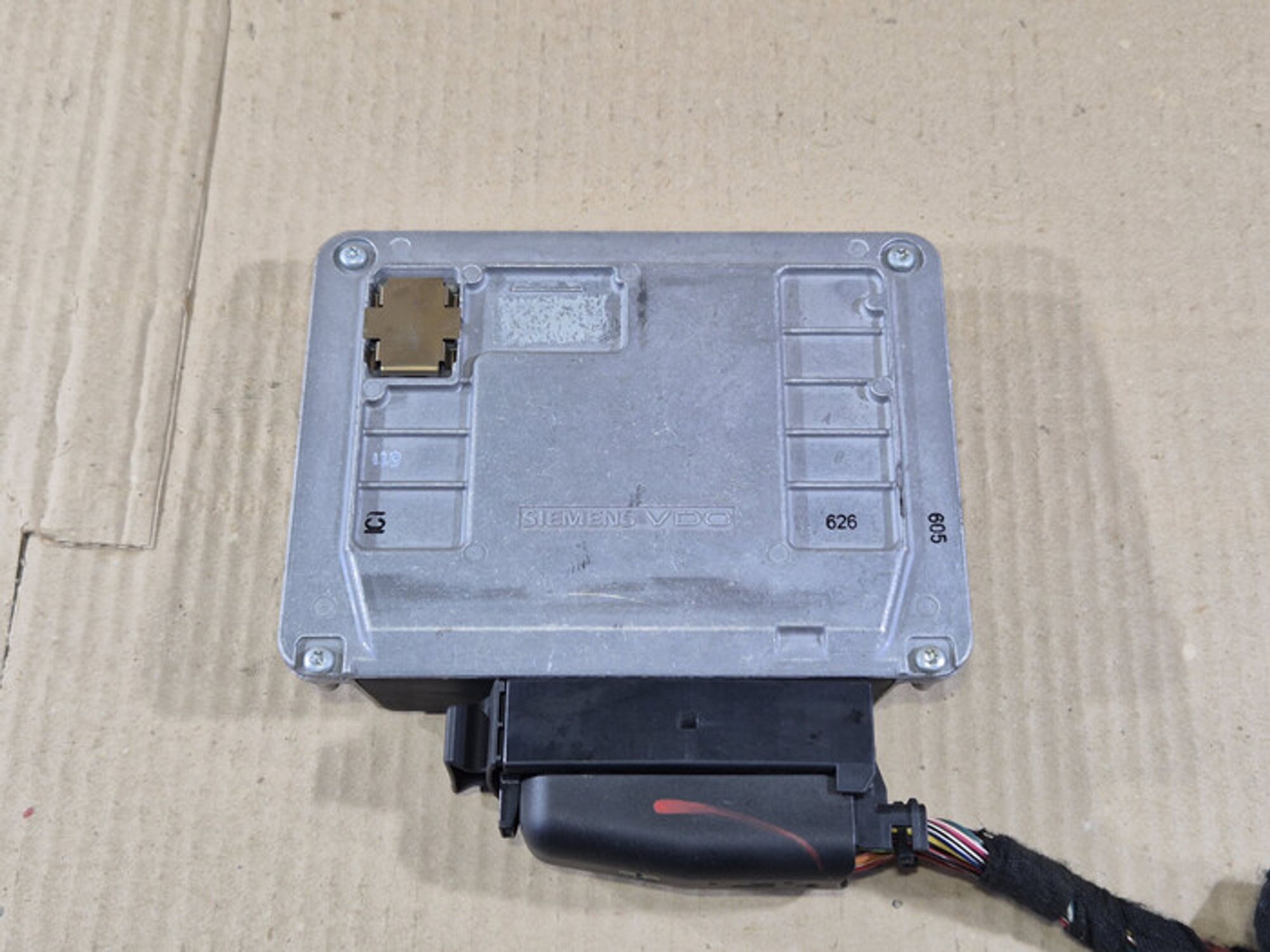 https://ycs.partsauto.market/partsauto-images/thmbs/78ee0fb3787e2dce013ed29fc8a1120c/ad4c2c98644cd165e62fdbb179a7086b/fc202aa7ef50b054abd92f23ec54e520.jpg