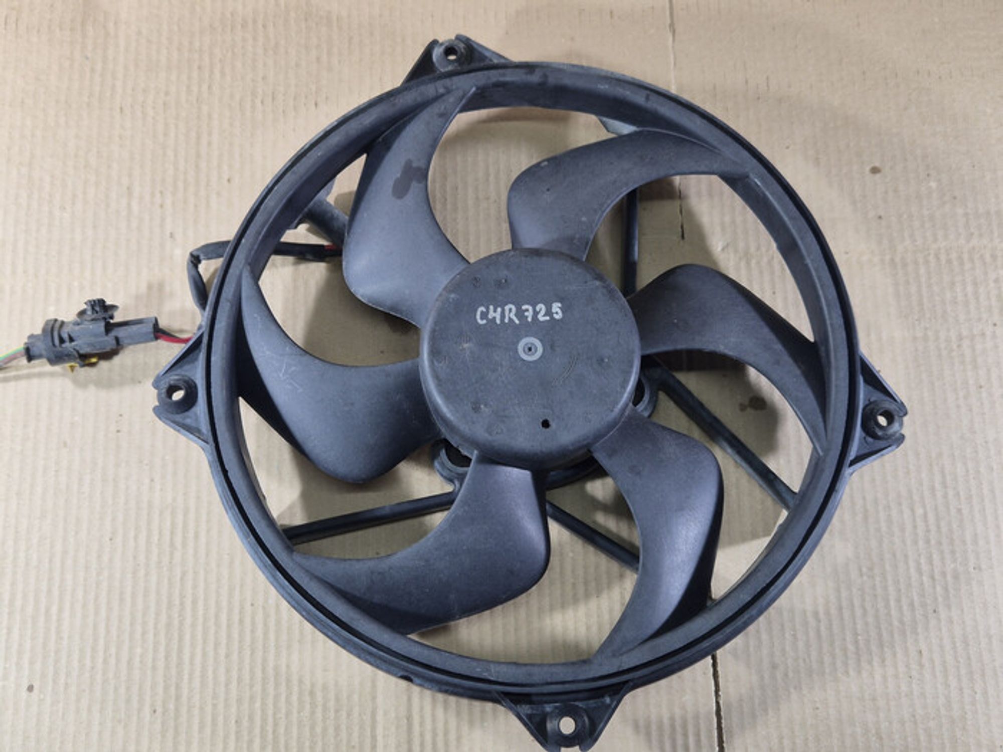 https://ycs.partsauto.market/partsauto-images/thmbs/78ee0fb3787e2dce013ed29fc8a1120c/af055f8044d8e01a86829724b93726ac/7bbc722aabbf0eb1b9647bb75a62f330.jpg