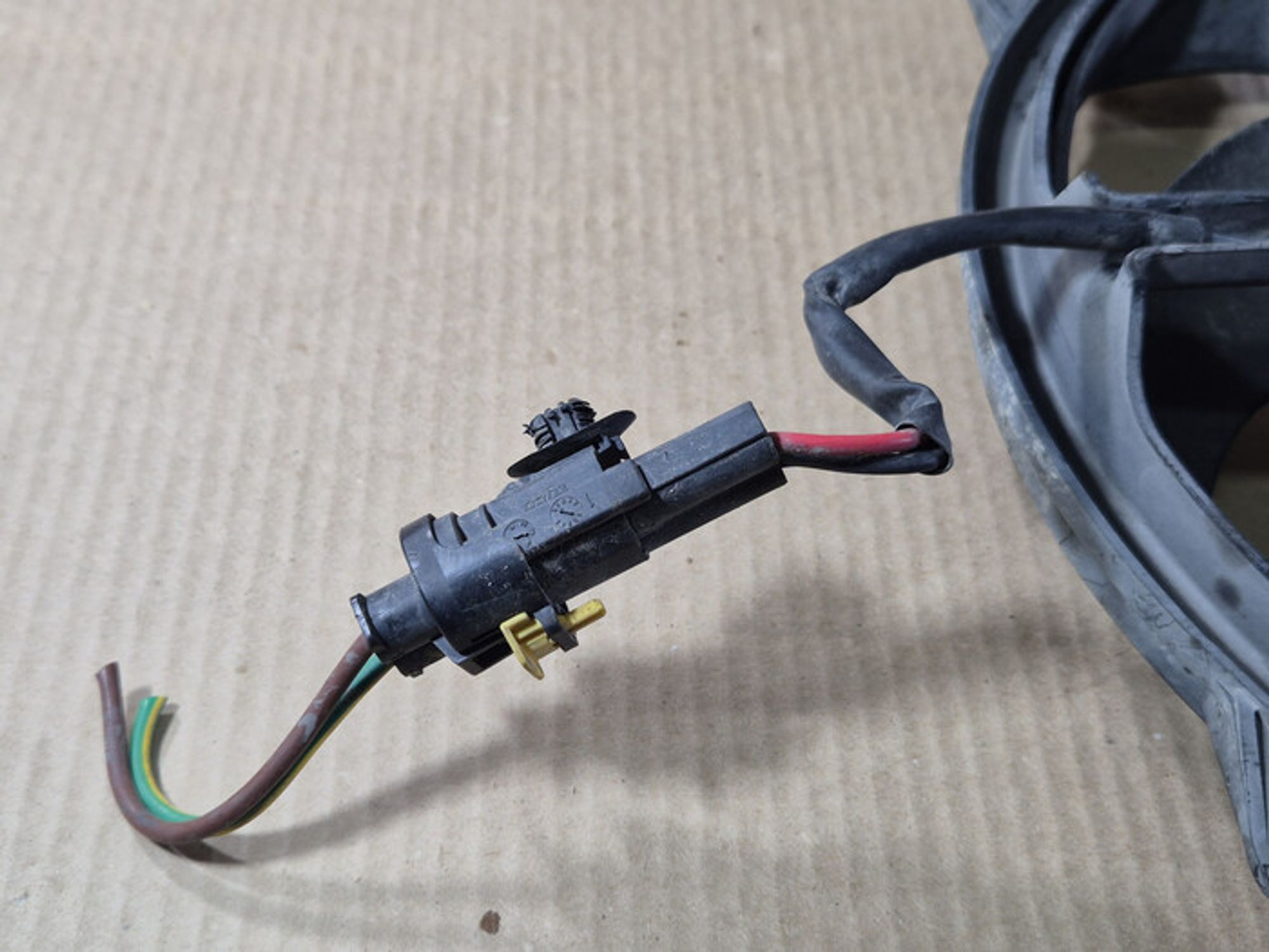 https://ycs.partsauto.market/partsauto-images/thmbs/78ee0fb3787e2dce013ed29fc8a1120c/af055f8044d8e01a86829724b93726ac/9b7bb7924df3e658f51bd0efe307ce01.jpg