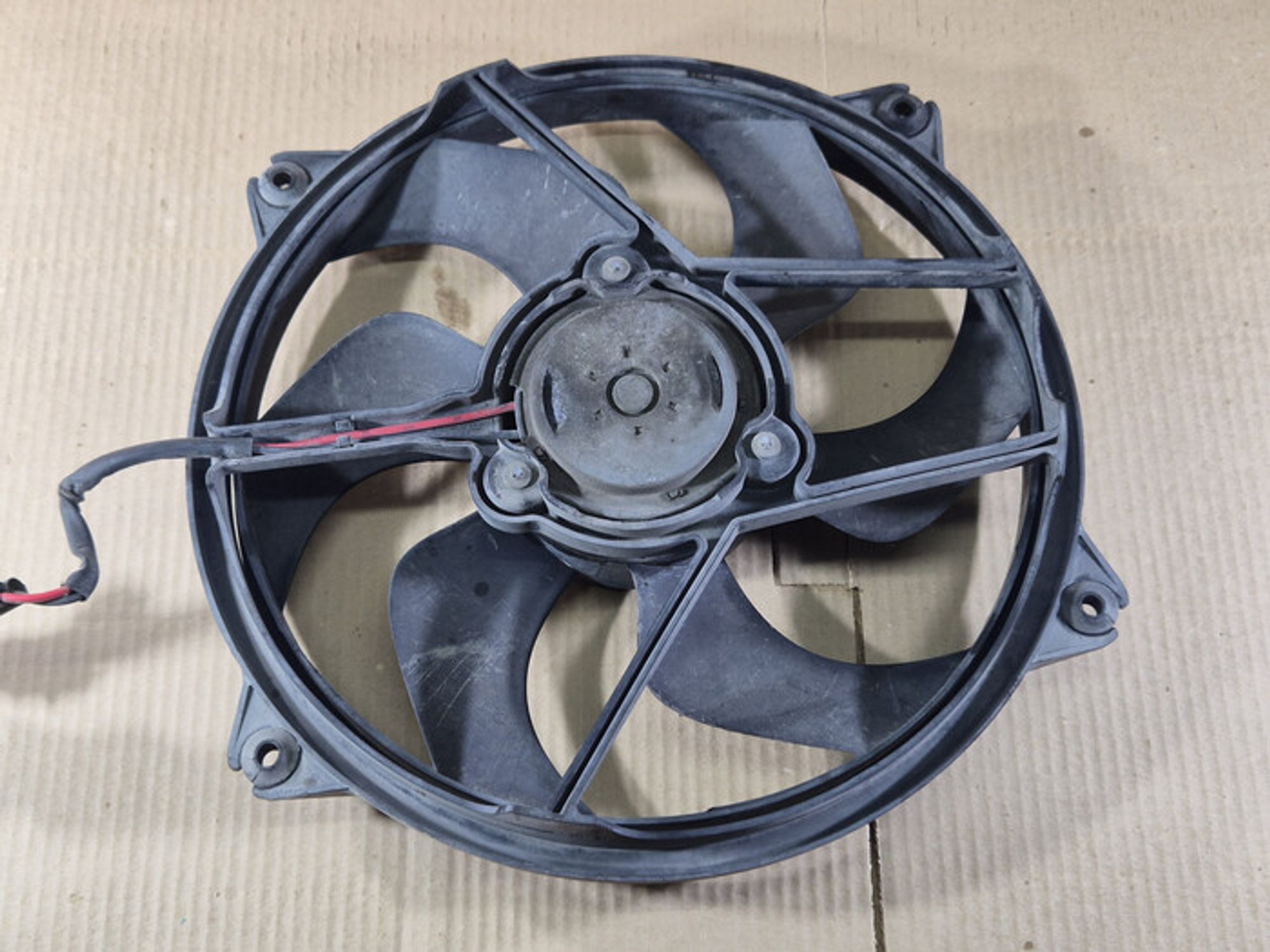 https://ycs.partsauto.market/partsauto-images/thmbs/78ee0fb3787e2dce013ed29fc8a1120c/af055f8044d8e01a86829724b93726ac/a50a7262eff9537cd927dac8f551cdc5.jpg