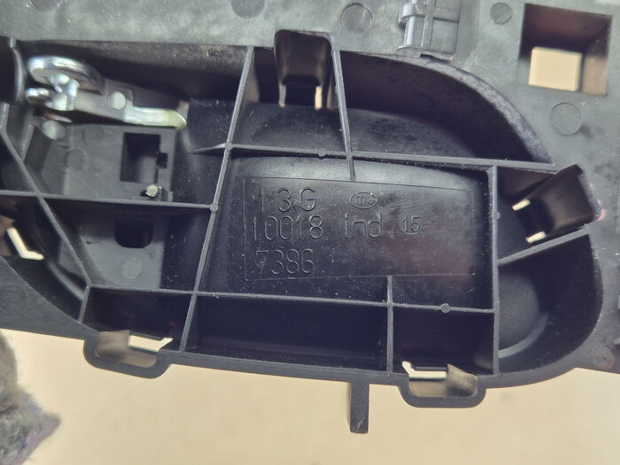 https://ycs.partsauto.market/partsauto-images/thmbs/78ee0fb3787e2dce013ed29fc8a1120c/af914b0ab4bb58c32a869b6189debc83/44d4d3c88fdb1b3ca89af6e6c116d184.jpg
