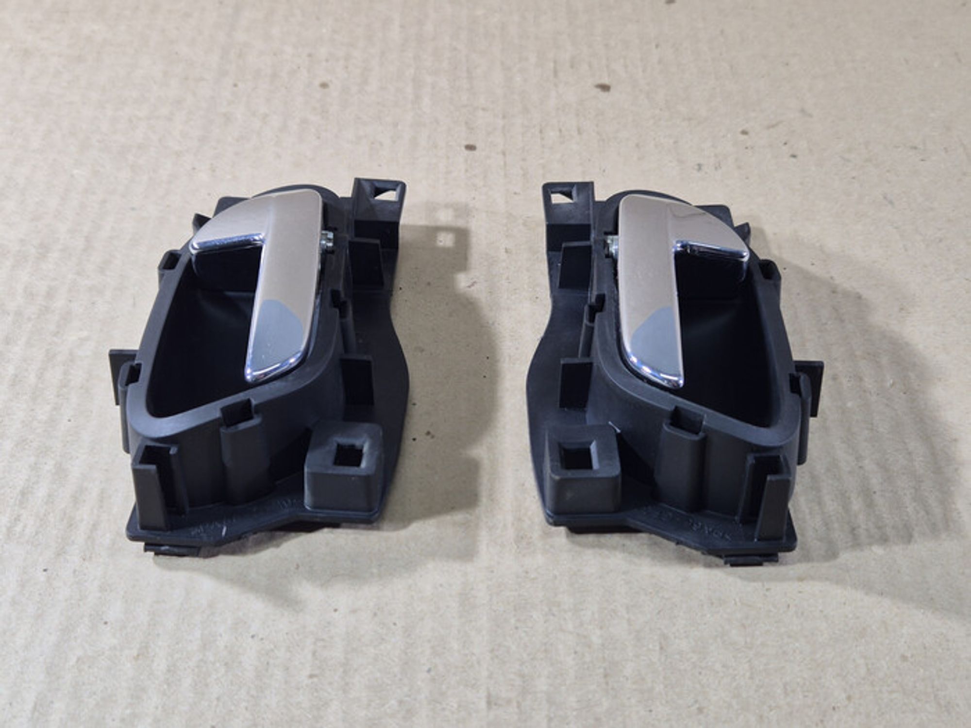 https://ycs.partsauto.market/partsauto-images/thmbs/78ee0fb3787e2dce013ed29fc8a1120c/af914b0ab4bb58c32a869b6189debc83/c3562ae7f3349867cda8b70e2b9717f6.jpg