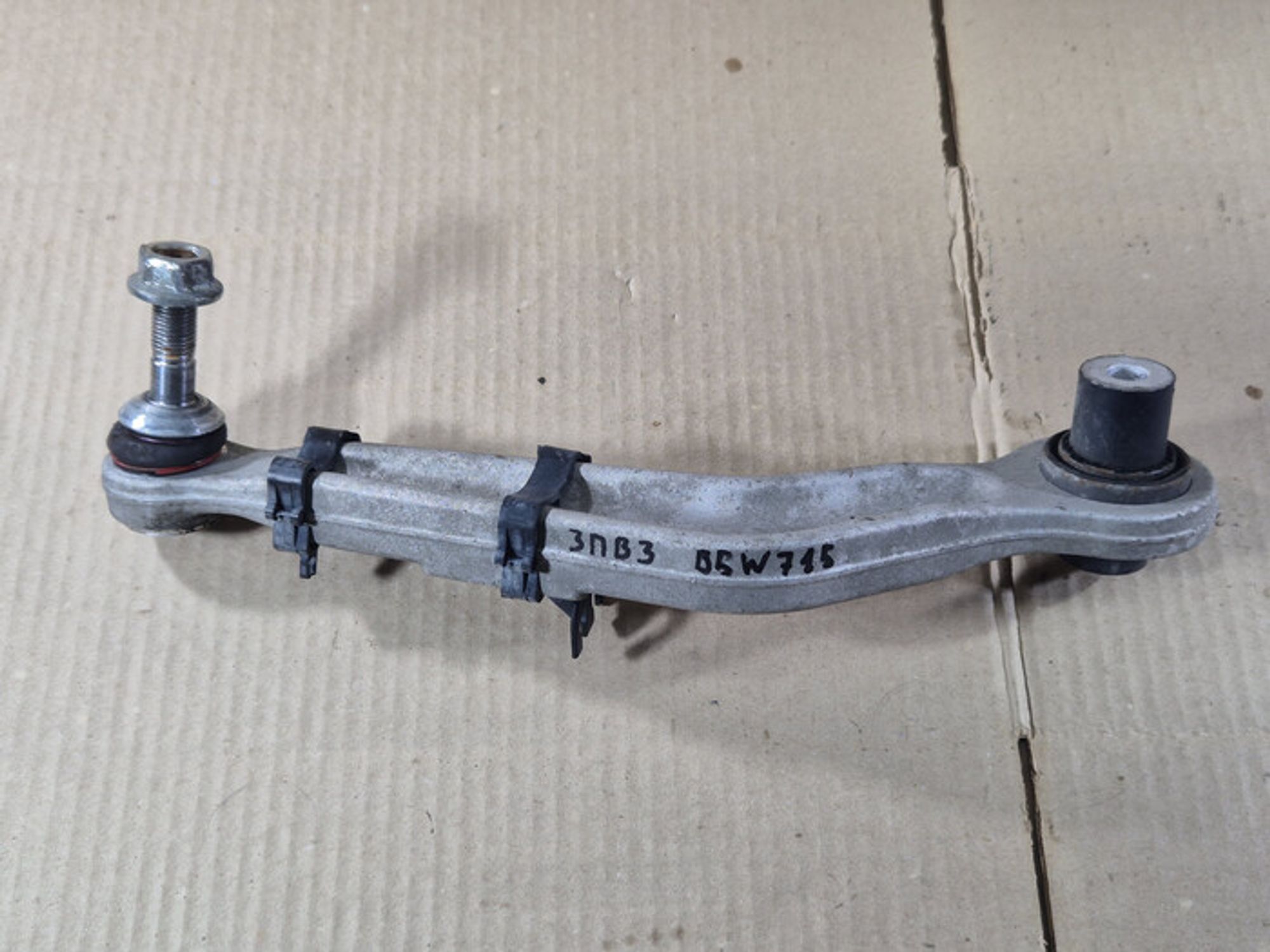 https://ycs.partsauto.market/partsauto-images/thmbs/78ee0fb3787e2dce013ed29fc8a1120c/afa781e48088a1dda6f5bdc314be663b/09e70525ccfc3986ef65b9188cd51277.jpg