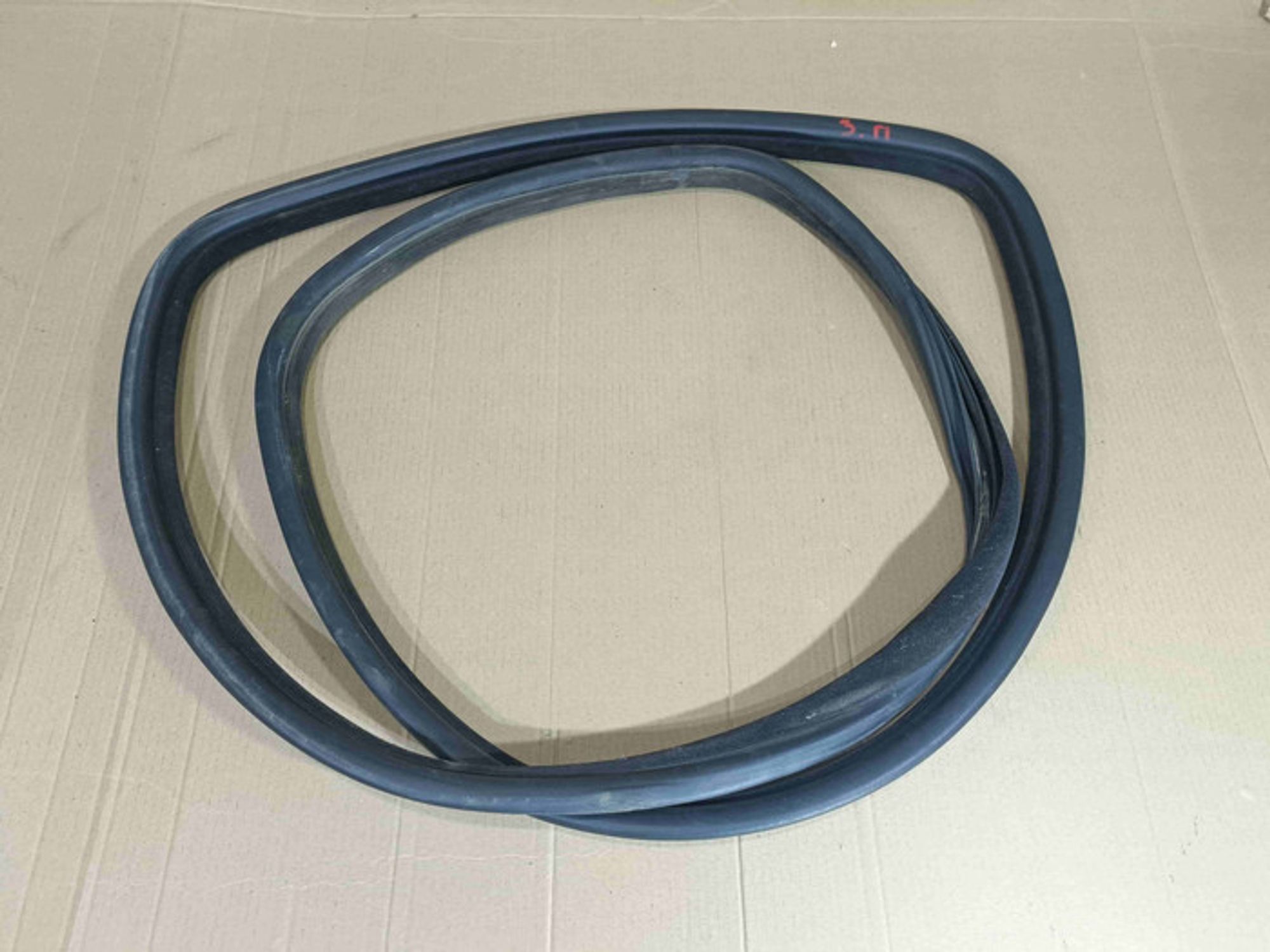 https://ycs.partsauto.market/partsauto-images/thmbs/78ee0fb3787e2dce013ed29fc8a1120c/b16d919cb2d64fe5b53ceeed8fe54dc0/eaeb43a75f84d2b4969a62e6ee0104e0.jpg
