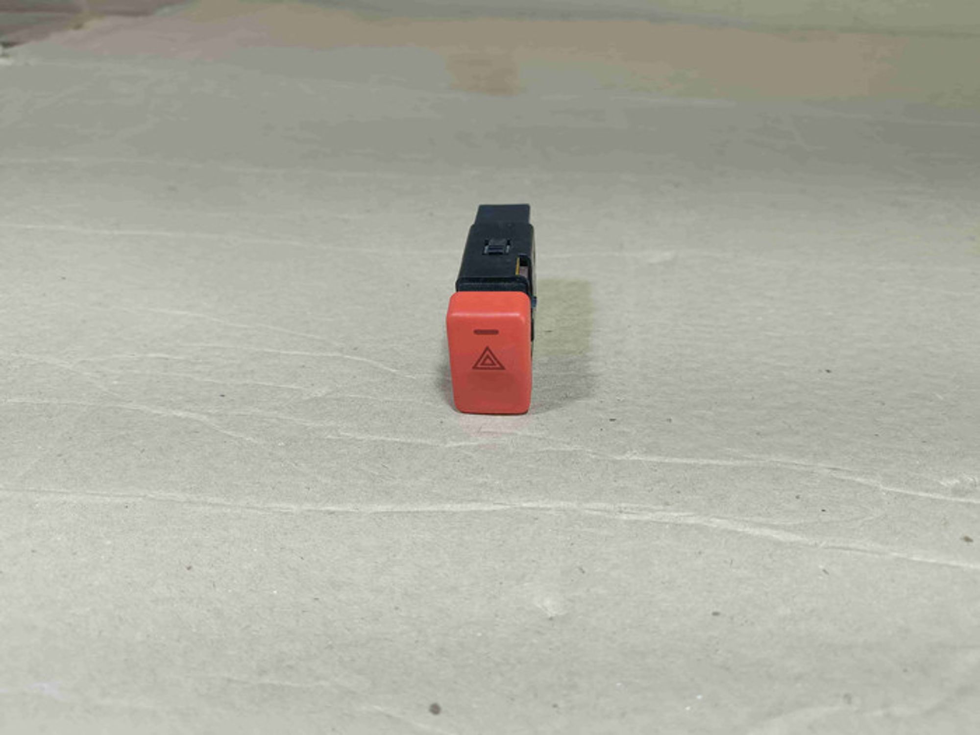 https://ycs.partsauto.market/partsauto-images/thmbs/78ee0fb3787e2dce013ed29fc8a1120c/b292ad908c2f644154a81758307f4687/a69dba1520a7c860e32dac744119d9a7.jpg