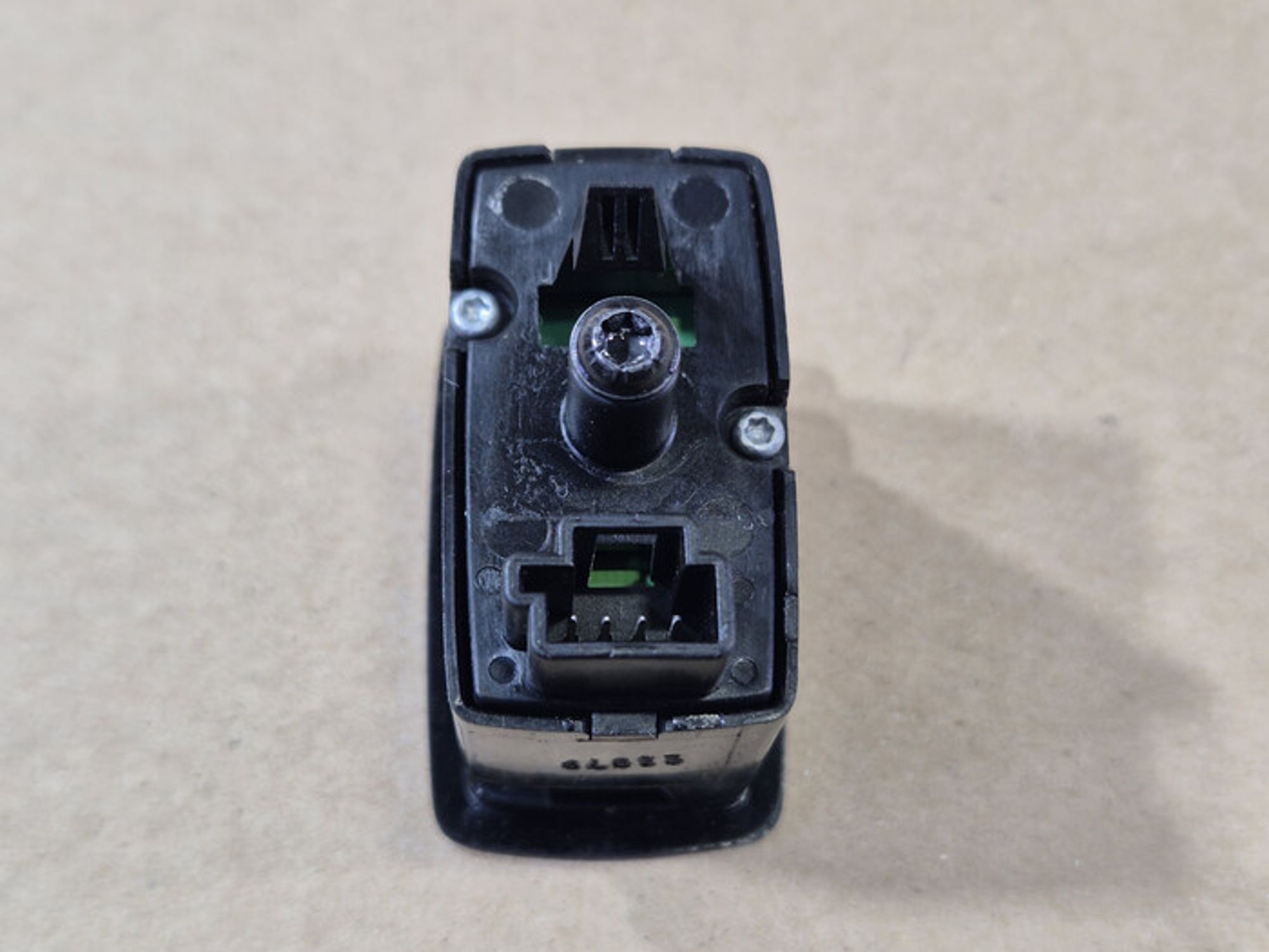 https://ycs.partsauto.market/partsauto-images/thmbs/78ee0fb3787e2dce013ed29fc8a1120c/b2ca83bfeeb06f1186e780882070bbbc/c62bb7385cd69622ca5f83a88b0fe427.jpg