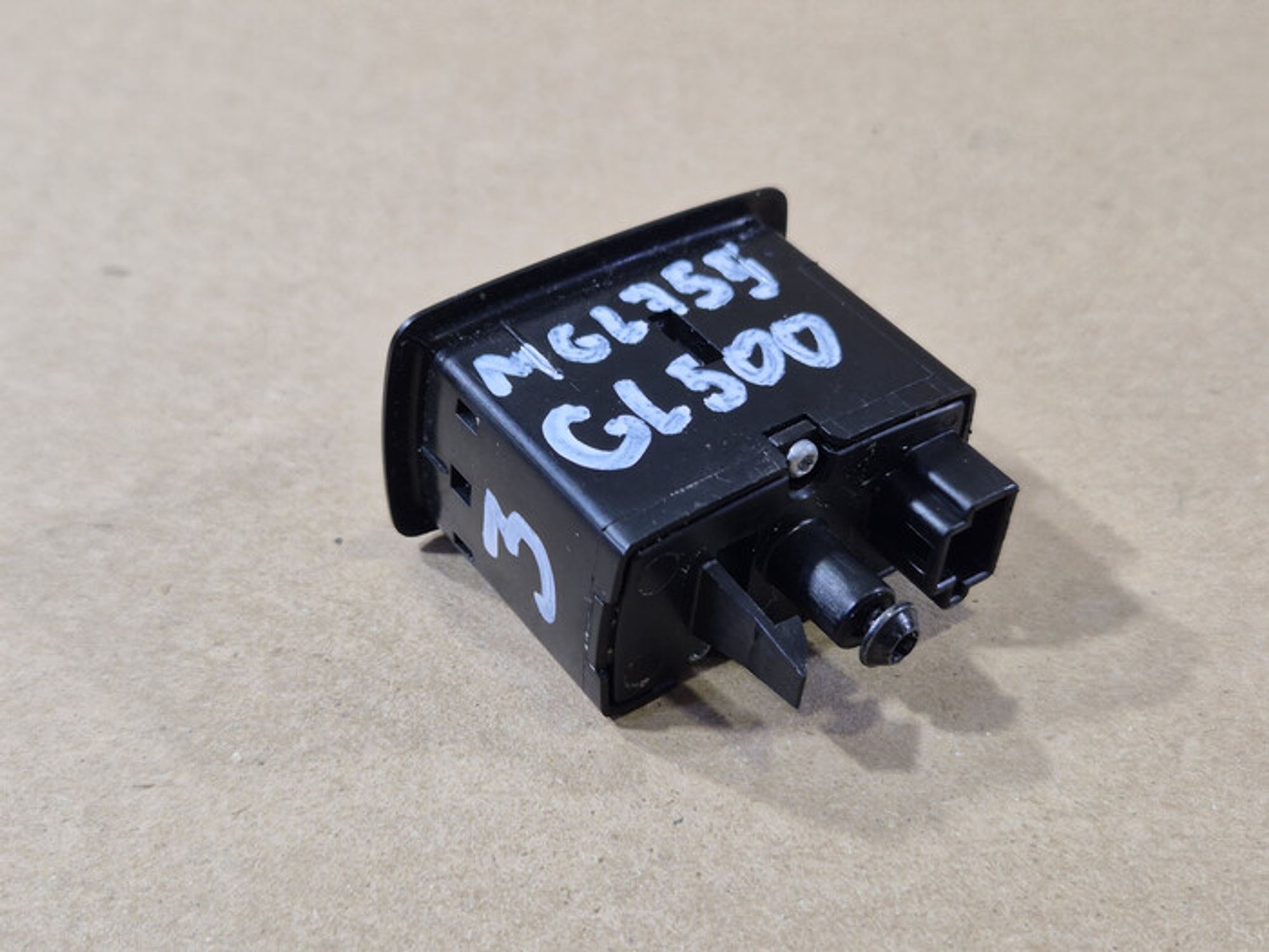 https://ycs.partsauto.market/partsauto-images/thmbs/78ee0fb3787e2dce013ed29fc8a1120c/b2ca83bfeeb06f1186e780882070bbbc/c7e9d3546c15d368438c8b878dcc87db.jpg