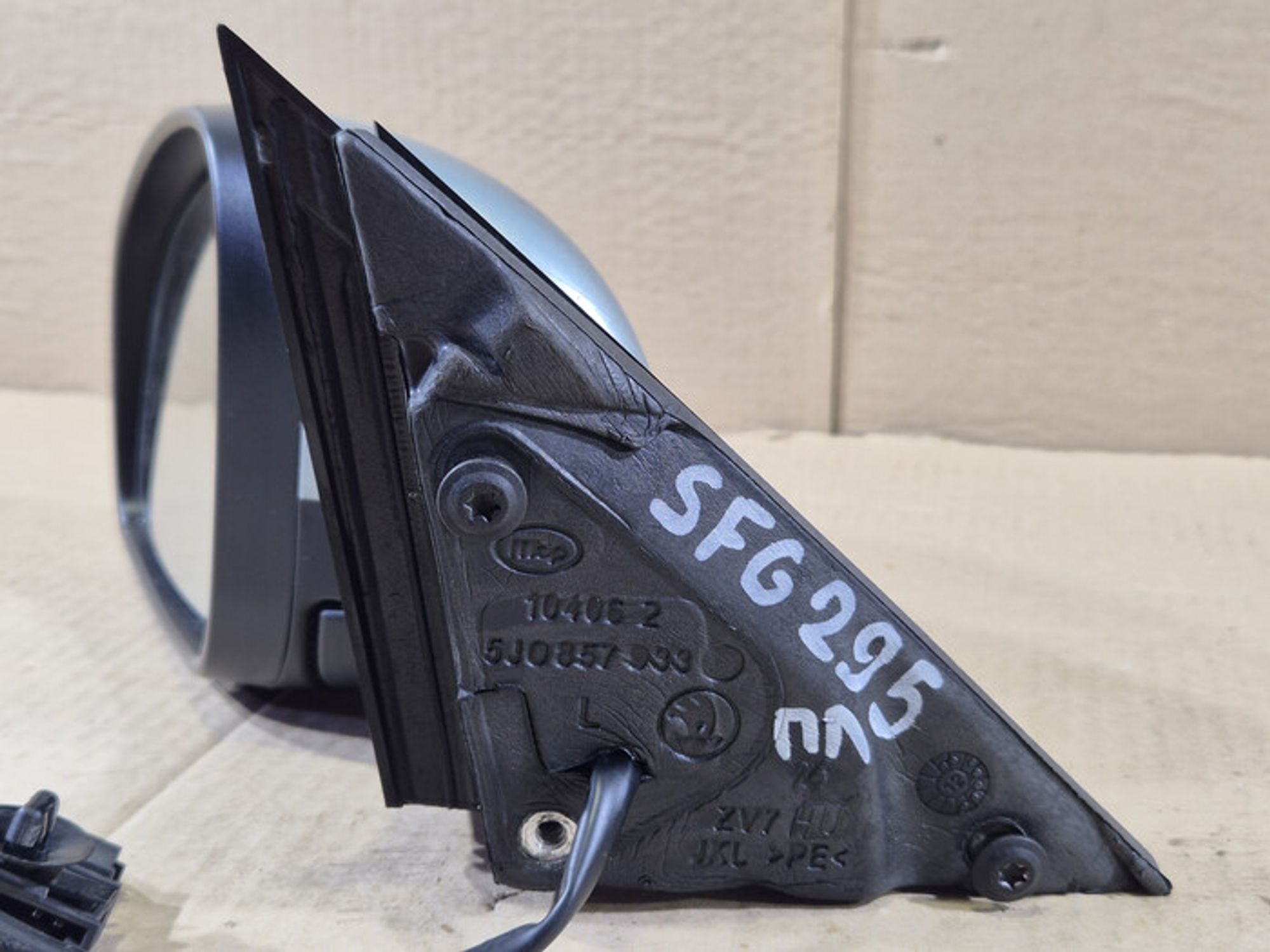 https://ycs.partsauto.market/partsauto-images/thmbs/78ee0fb3787e2dce013ed29fc8a1120c/b6b6622fd711750ab38459b145a9353a/0f4cf7ecc7b0a7fe52ccc08a930d41e7.jpg