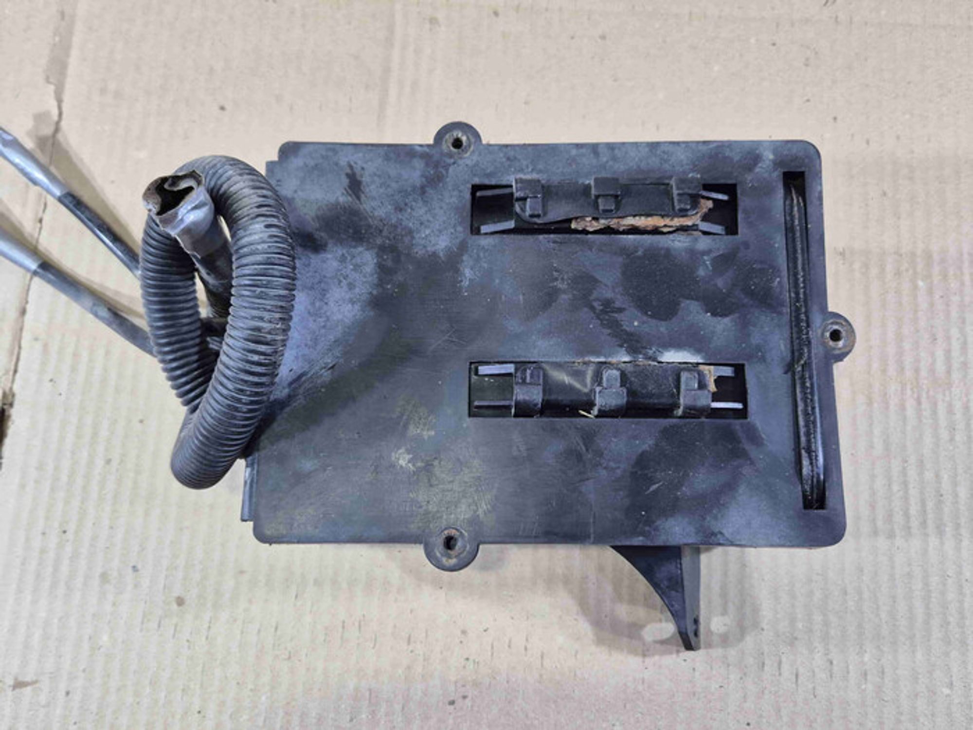 https://ycs.partsauto.market/partsauto-images/thmbs/78ee0fb3787e2dce013ed29fc8a1120c/b7ece253a83538b65dbad226446b1c73/54a860f508bcad3b54f095f4fc2b9281.jpg