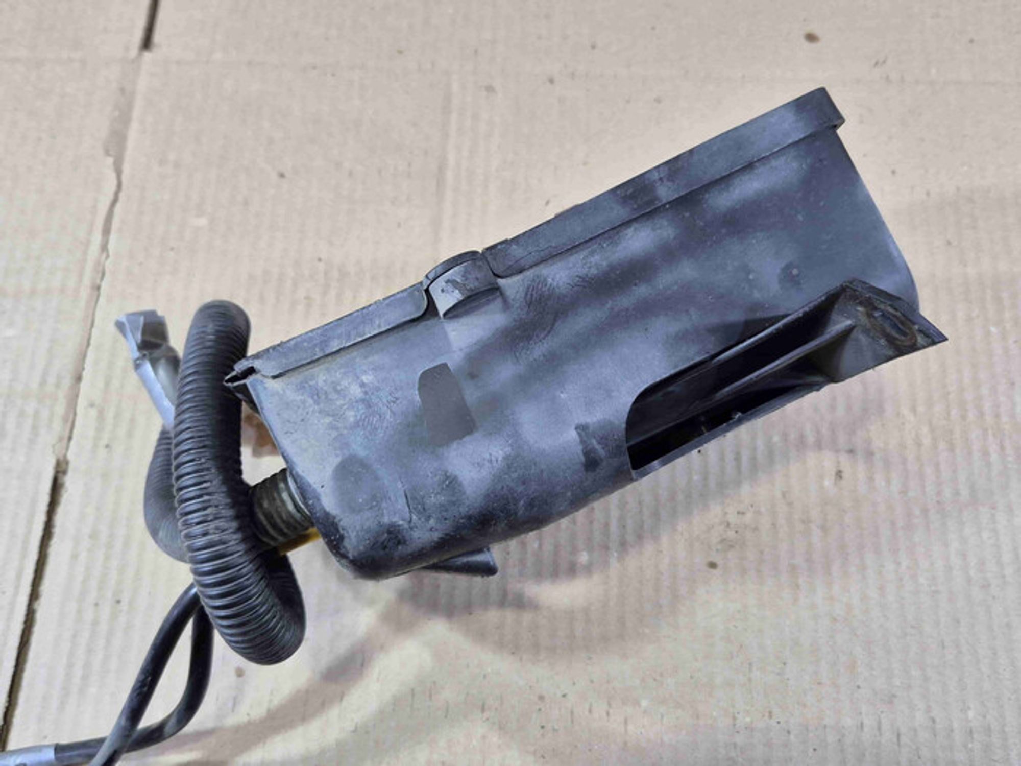 https://ycs.partsauto.market/partsauto-images/thmbs/78ee0fb3787e2dce013ed29fc8a1120c/b7ece253a83538b65dbad226446b1c73/80fcd0a345644264fd4aa63328e02518.jpg