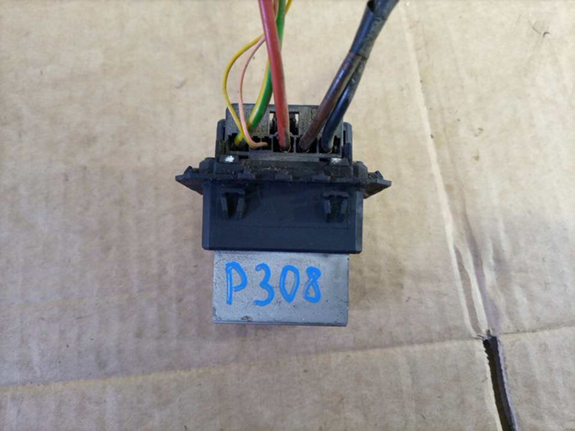 https://ycs.partsauto.market/partsauto-images/thmbs/78ee0fb3787e2dce013ed29fc8a1120c/baa55b855115925636921c4fdb504401/96a492f47bfb085857b271b070f650e7.jpg