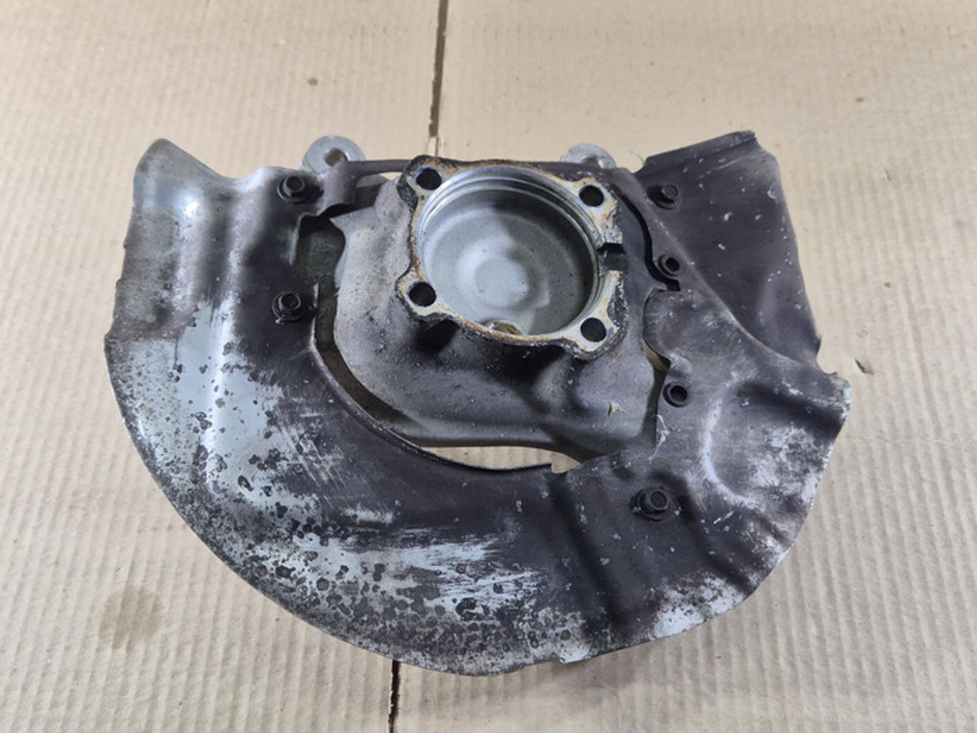 https://ycs.partsauto.market/partsauto-images/thmbs/78ee0fb3787e2dce013ed29fc8a1120c/babab35e42e6f31693a54f3ddae459be/e4f36cf722f4780aa652ee3a5c3db09e.jpg