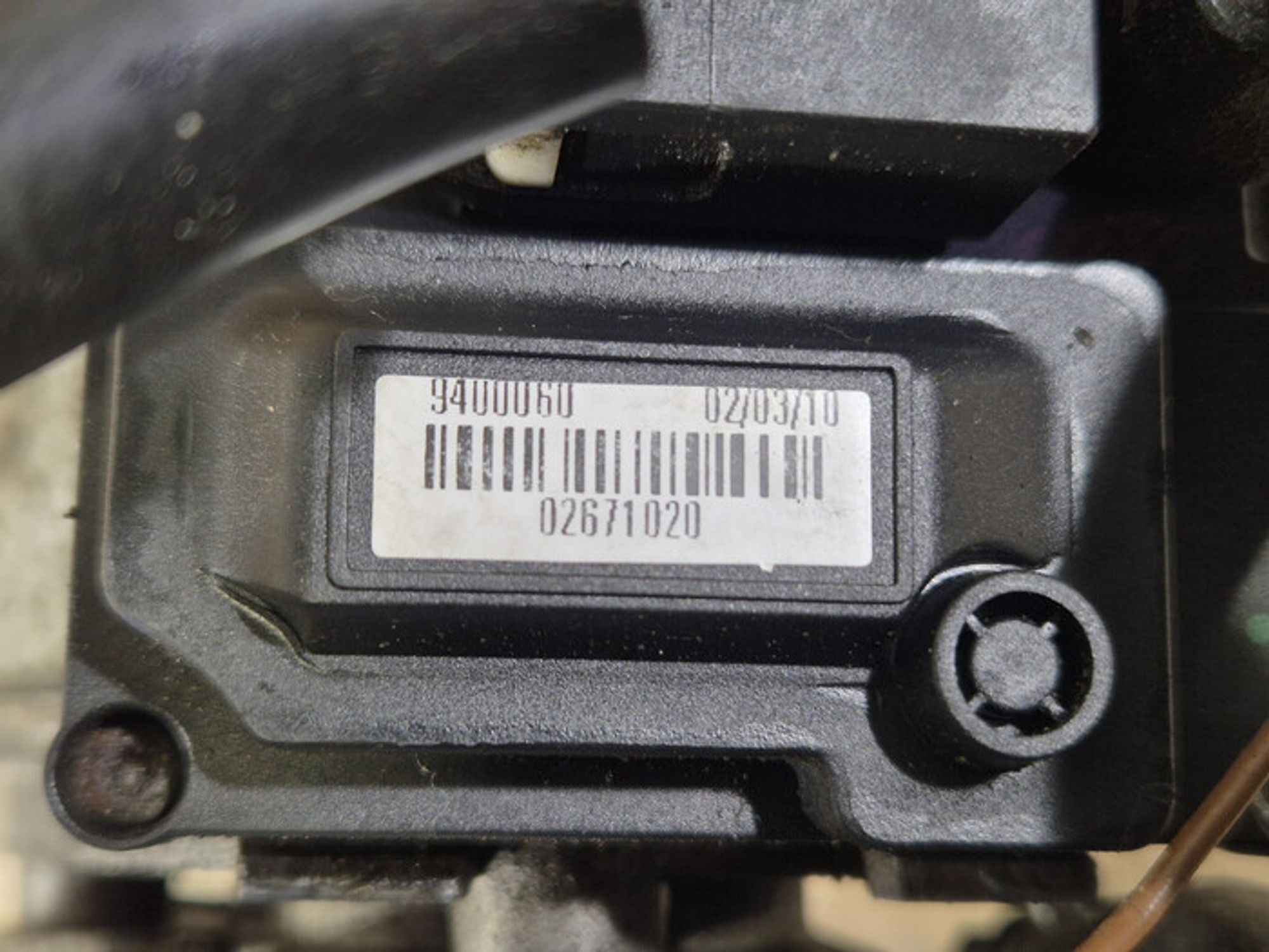 https://ycs.partsauto.market/partsauto-images/thmbs/78ee0fb3787e2dce013ed29fc8a1120c/bda825858c27c4b328ff3c2aea6e0d32/024e3e300b0d2616eb5b587b902f0bf3.jpg