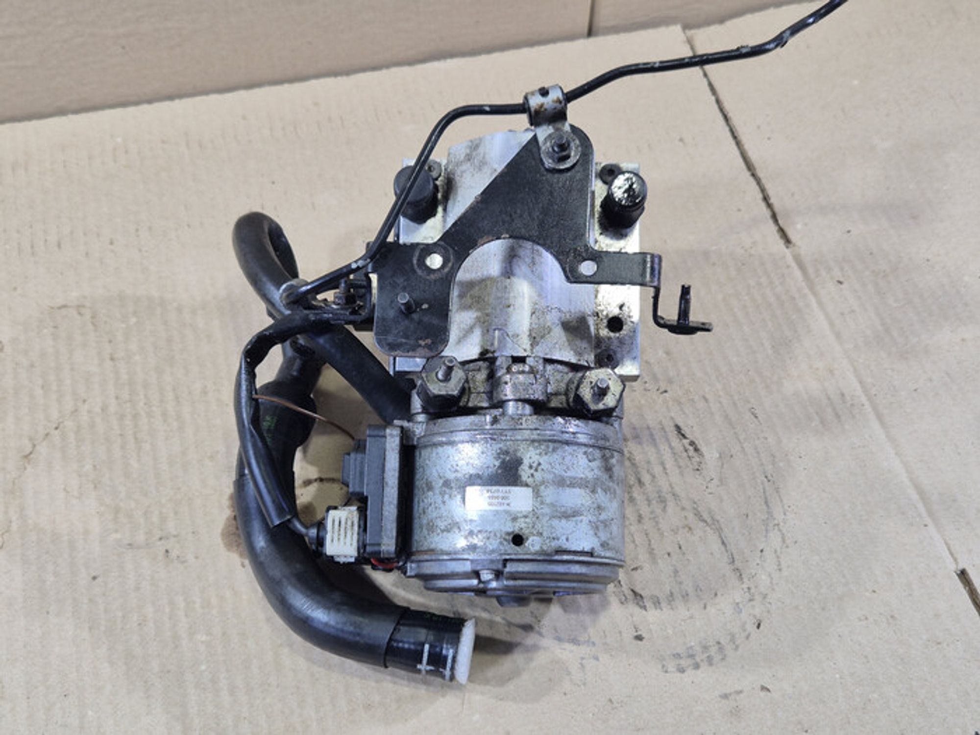 https://ycs.partsauto.market/partsauto-images/thmbs/78ee0fb3787e2dce013ed29fc8a1120c/bda825858c27c4b328ff3c2aea6e0d32/48888cbf727ef7ecf9b52ba7185af22c.jpg