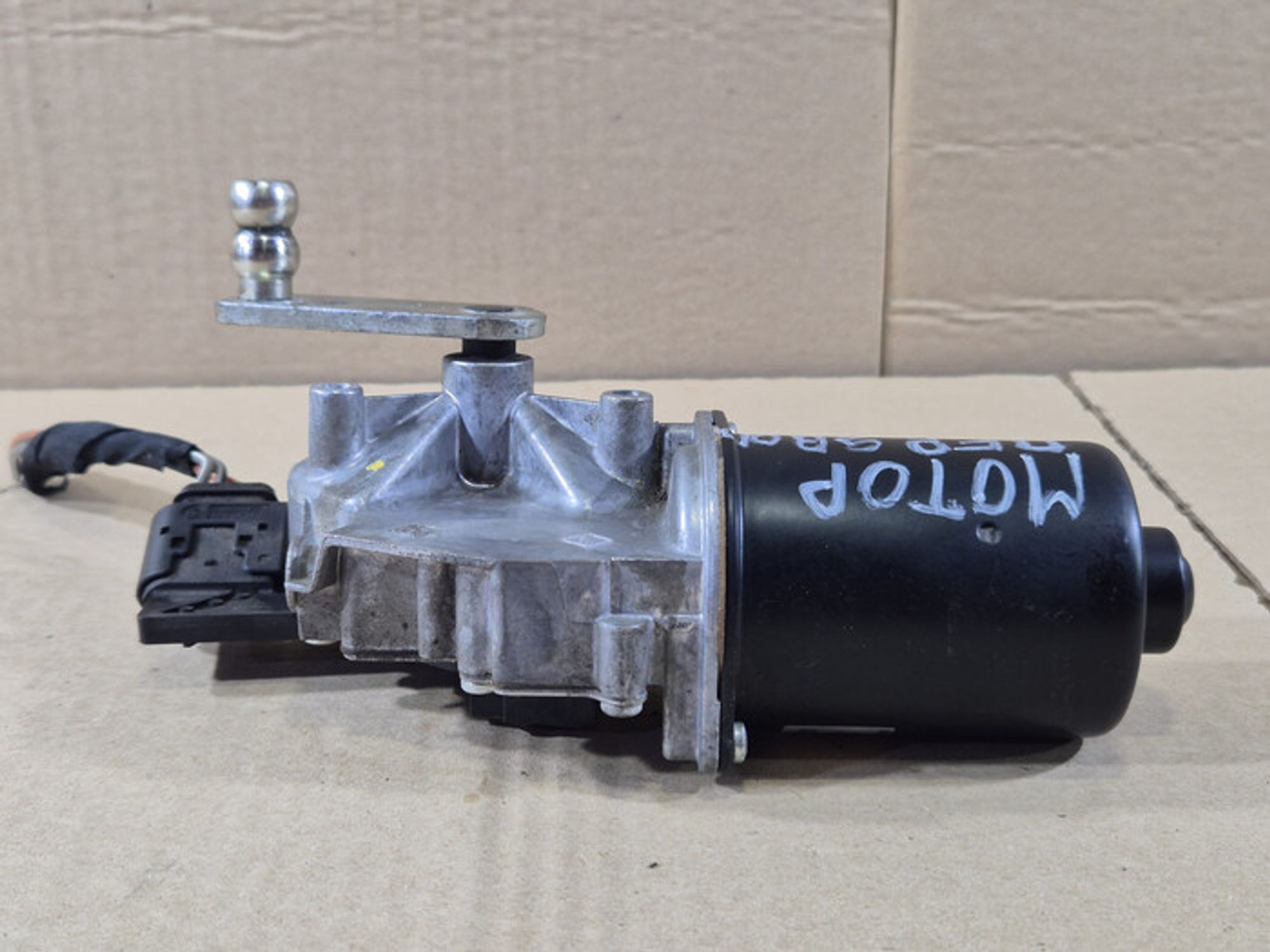 https://ycs.partsauto.market/partsauto-images/thmbs/78ee0fb3787e2dce013ed29fc8a1120c/bef03e7f0d24827d499bb6188ade2967/5e20d4912577c5b6d063b739950885fe.jpg