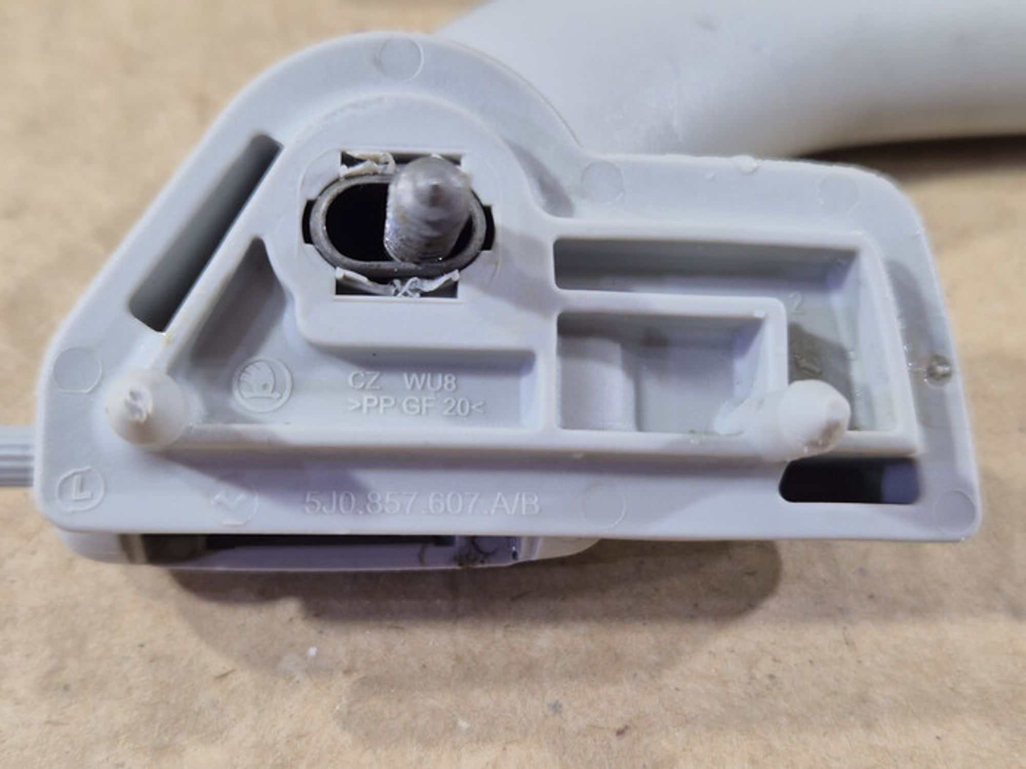 https://ycs.partsauto.market/partsauto-images/thmbs/78ee0fb3787e2dce013ed29fc8a1120c/bfac05fd7975edb42a702501ffa57d11/7f9f7643d415b1d461f1912f1f1952a9.jpg
