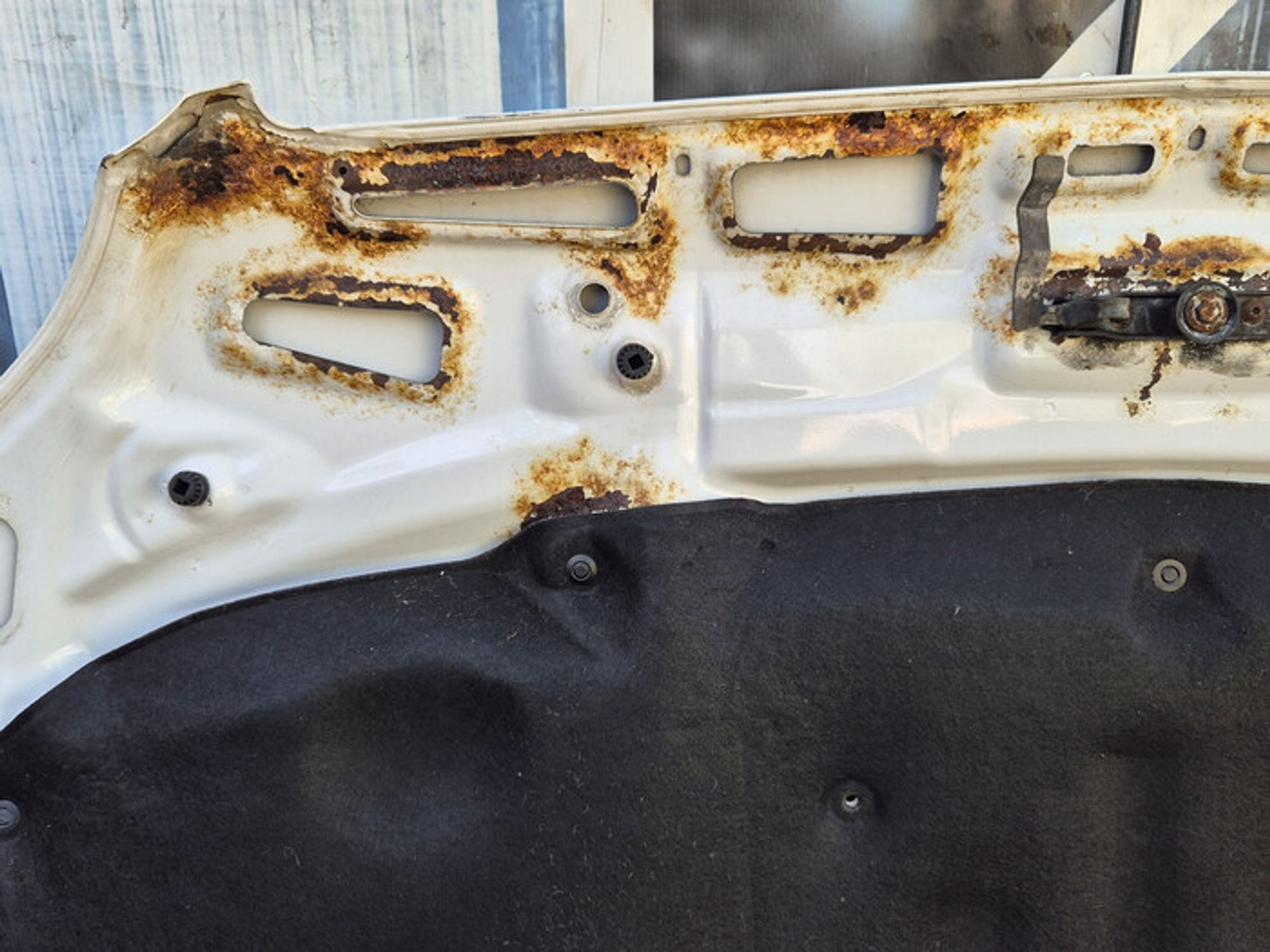 https://ycs.partsauto.market/partsauto-images/thmbs/78ee0fb3787e2dce013ed29fc8a1120c/c0e1e233b542502580c9de7a0ac29eb6/5d968db345e5b28e01b9111df4fe4a95.jpg