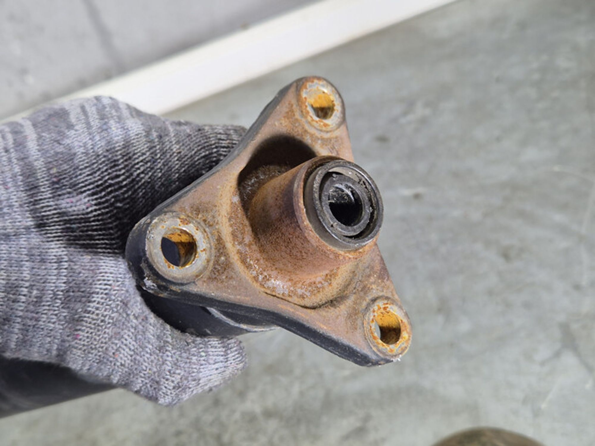 https://ycs.partsauto.market/partsauto-images/thmbs/78ee0fb3787e2dce013ed29fc8a1120c/c223b9bc8ce4279d1cff5fc8fc7b40d3/98f4ebc0f4b1d4390ced9781f3f664f6.jpg