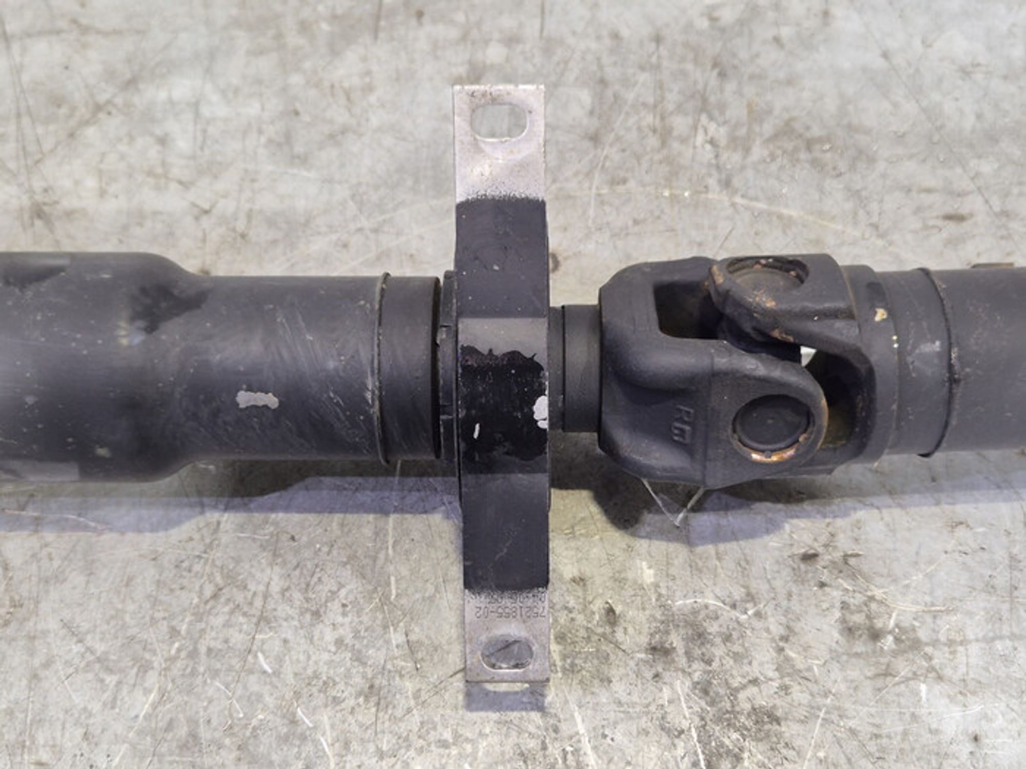https://ycs.partsauto.market/partsauto-images/thmbs/78ee0fb3787e2dce013ed29fc8a1120c/c223b9bc8ce4279d1cff5fc8fc7b40d3/b08c1be11fc6ff2eccb3cdb3eebb7172.jpg