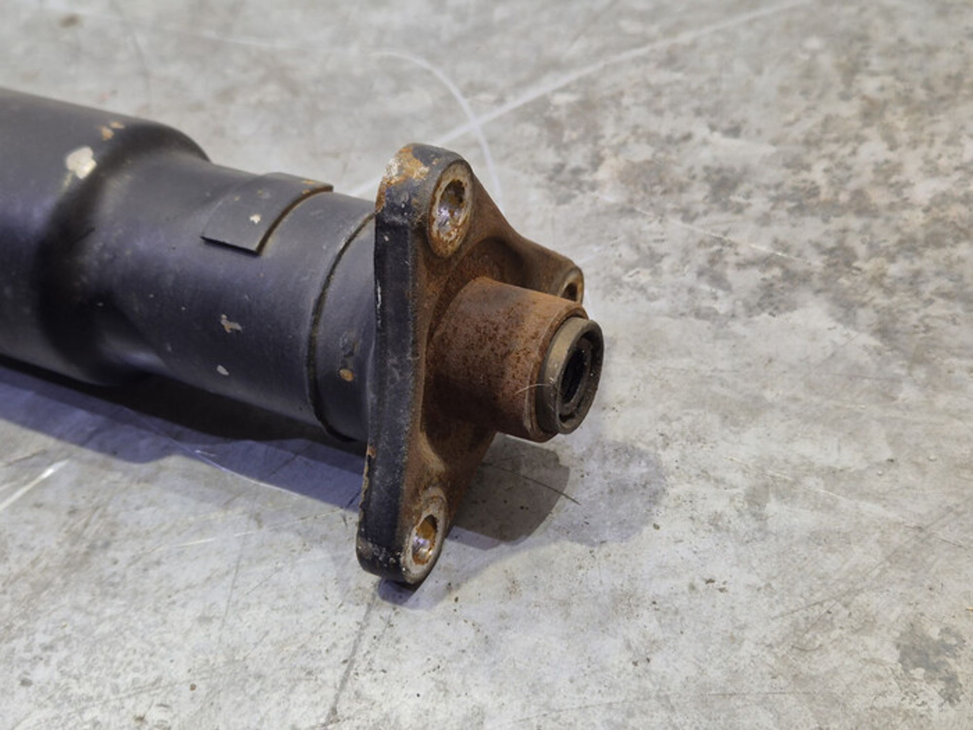 https://ycs.partsauto.market/partsauto-images/thmbs/78ee0fb3787e2dce013ed29fc8a1120c/c223b9bc8ce4279d1cff5fc8fc7b40d3/ce6fd3fa7548fe64de640939bfb1ef3f.jpg