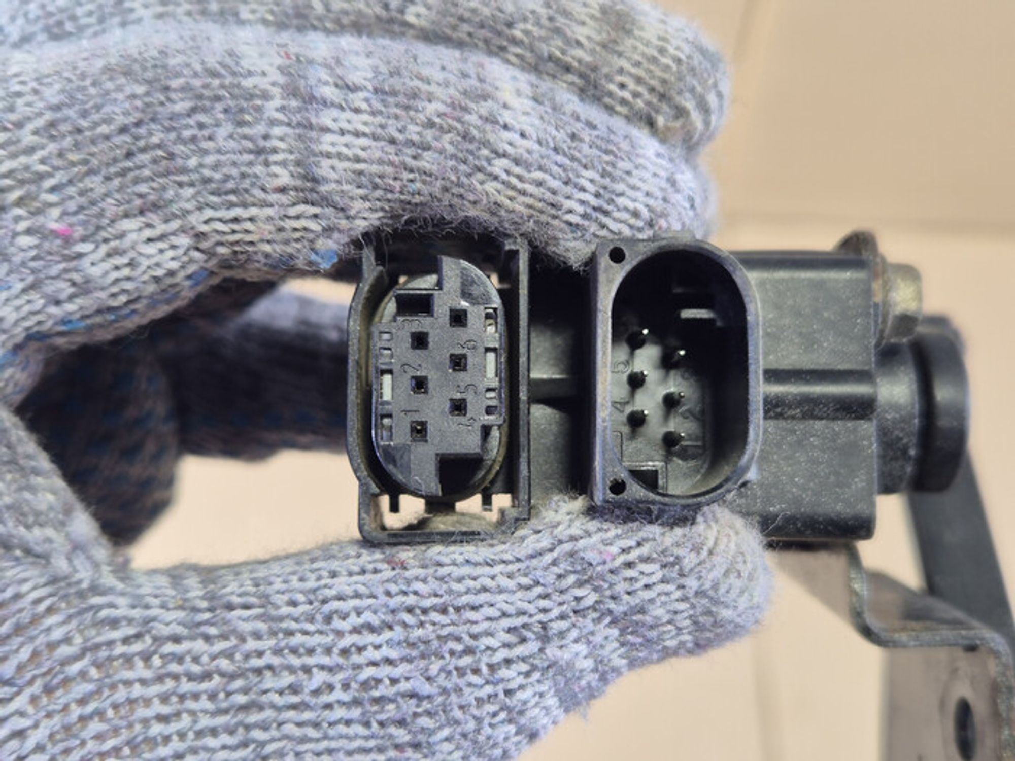 https://ycs.partsauto.market/partsauto-images/thmbs/78ee0fb3787e2dce013ed29fc8a1120c/c25598218f19be3c859d5e7924927cb9/792ffc8ba810a3cb05741de44d27e8ad.jpg