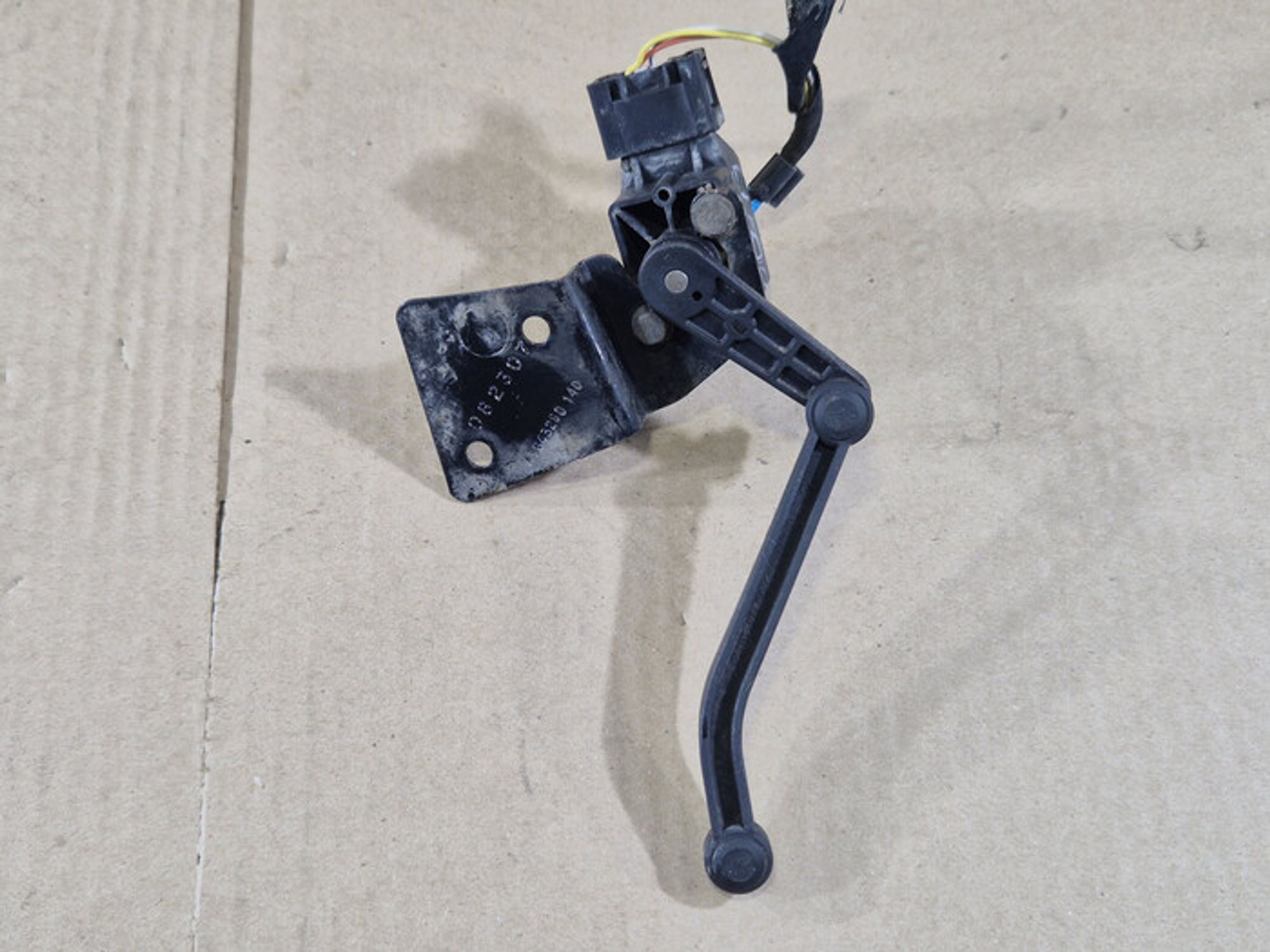 https://ycs.partsauto.market/partsauto-images/thmbs/78ee0fb3787e2dce013ed29fc8a1120c/c25598218f19be3c859d5e7924927cb9/c993195275522e03f6535667f388c798.jpg