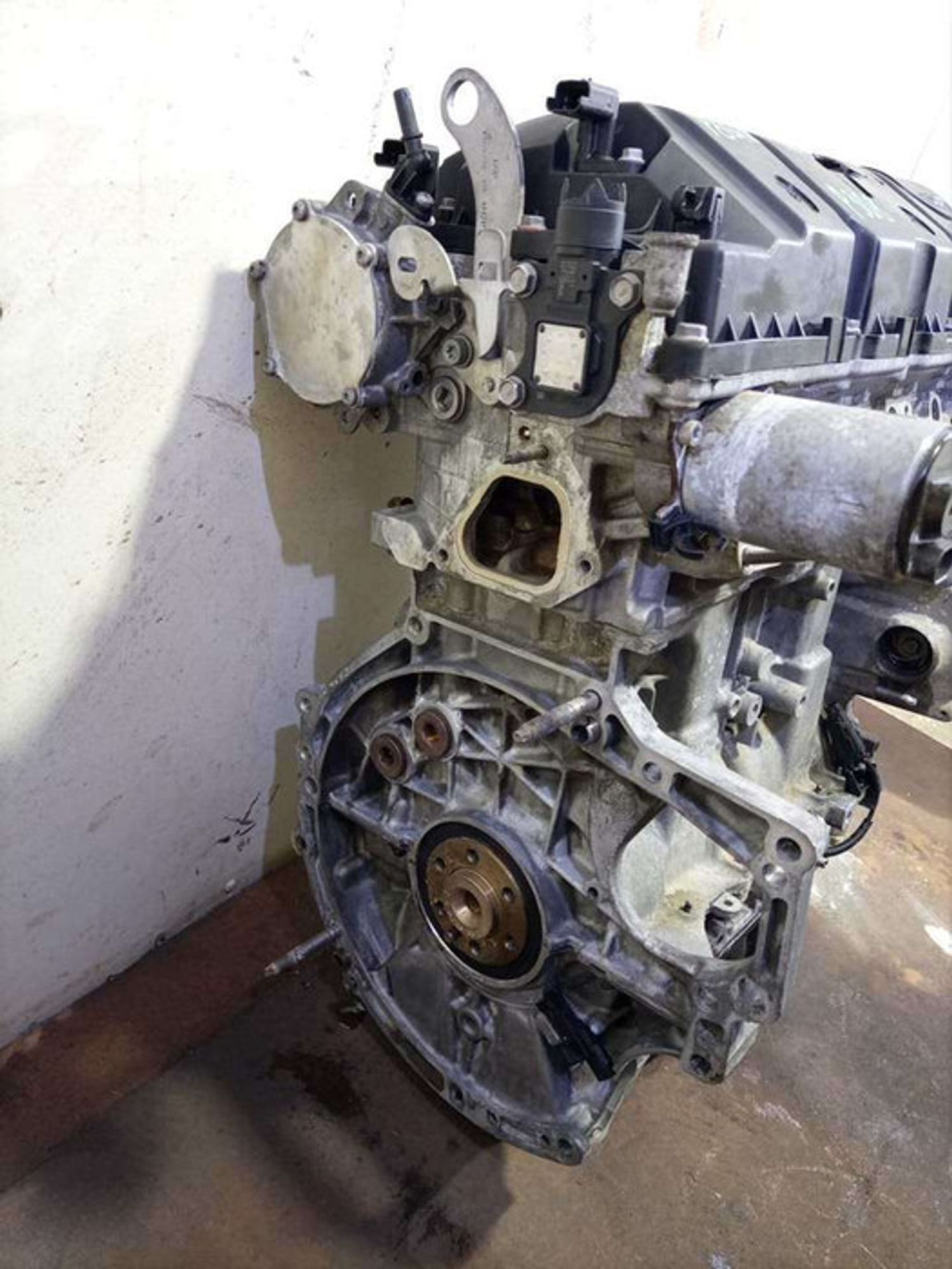 https://ycs.partsauto.market/partsauto-images/thmbs/78ee0fb3787e2dce013ed29fc8a1120c/c3cf62fd4176063d94651920683807c4/72f239b26a2111b07ca8cd694f787c5f.jpg