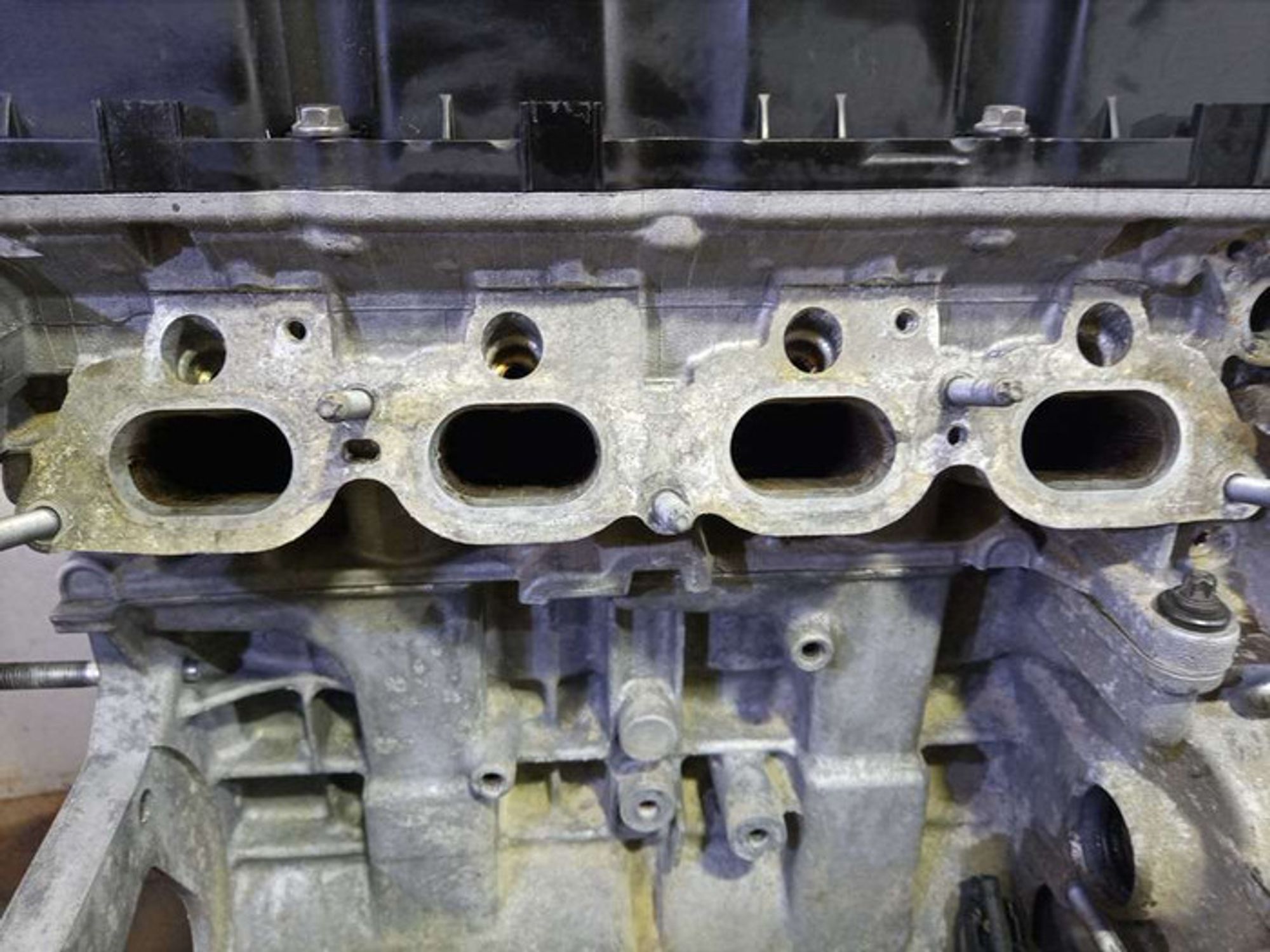 https://ycs.partsauto.market/partsauto-images/thmbs/78ee0fb3787e2dce013ed29fc8a1120c/c3cf62fd4176063d94651920683807c4/93de99a36076195caa292a8ef6f09d2d.jpg