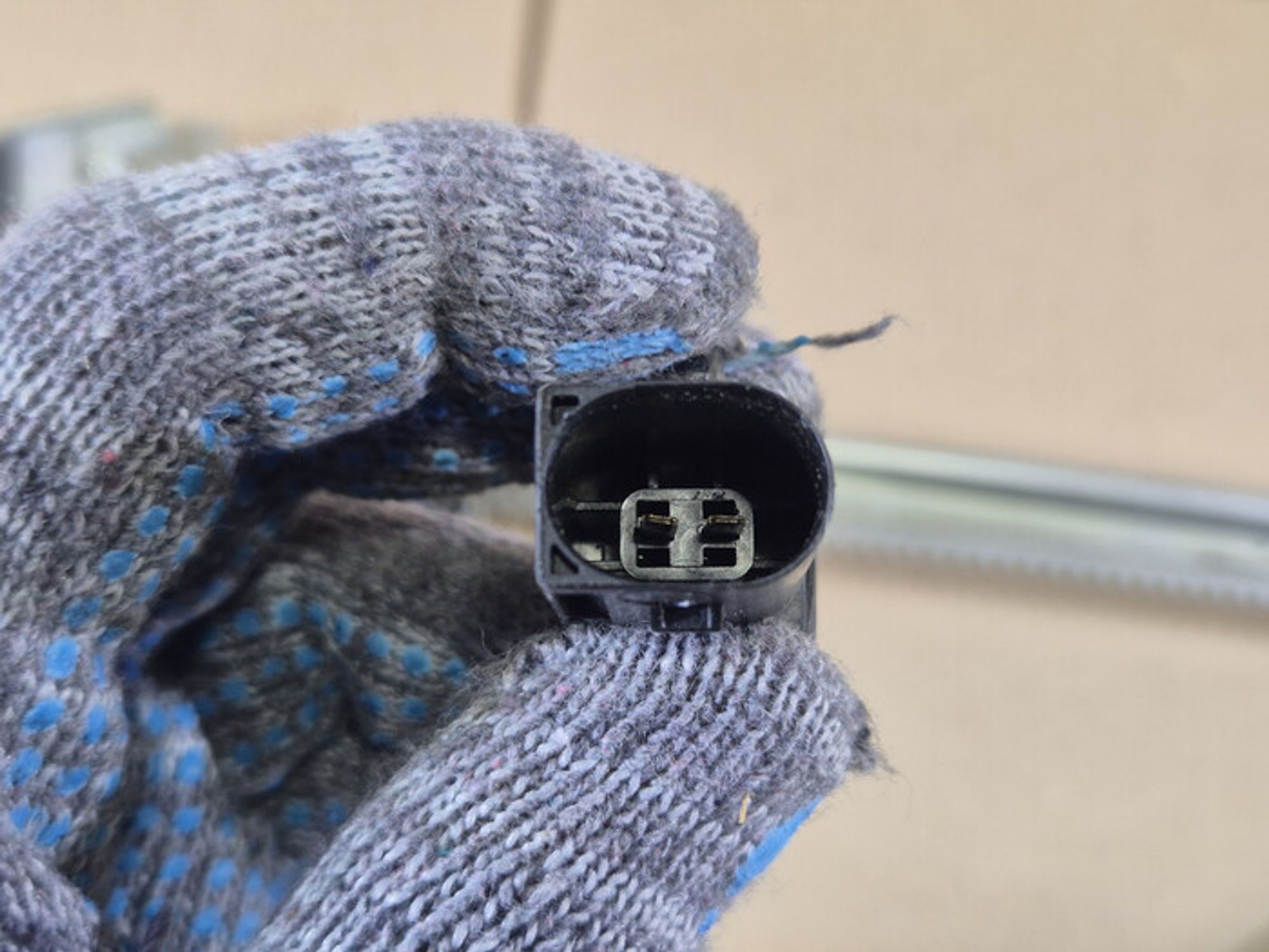 https://ycs.partsauto.market/partsauto-images/thmbs/78ee0fb3787e2dce013ed29fc8a1120c/c45730aed15352e0b7b04d66a8a198c6/e73076f70062dba81cc4a8439935b650.jpg