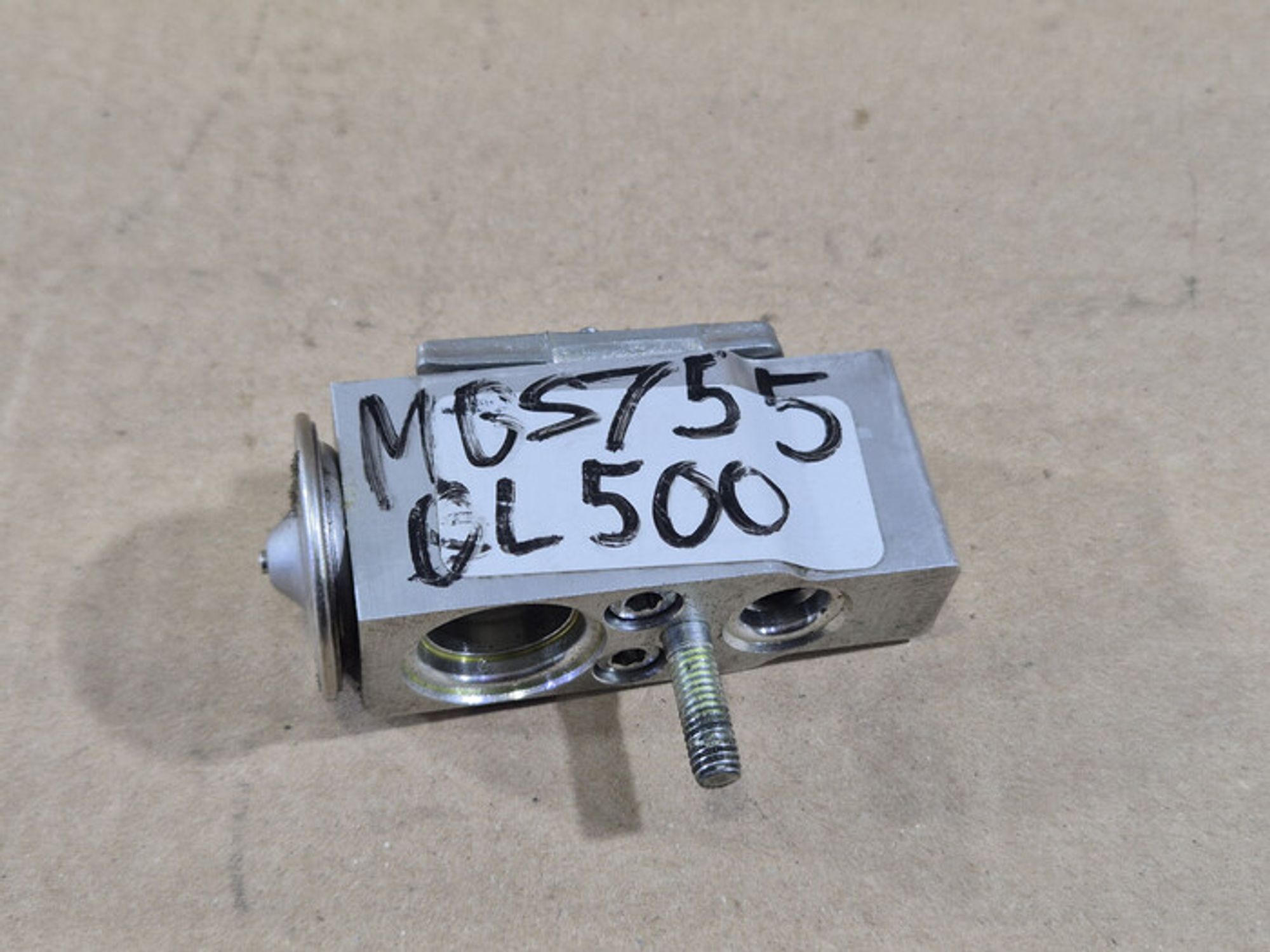 https://ycs.partsauto.market/partsauto-images/thmbs/78ee0fb3787e2dce013ed29fc8a1120c/c5b2cbc7386a5c21a0c6745c641047dc/06a378bf604c182008172c45b7a5f7a7.jpg