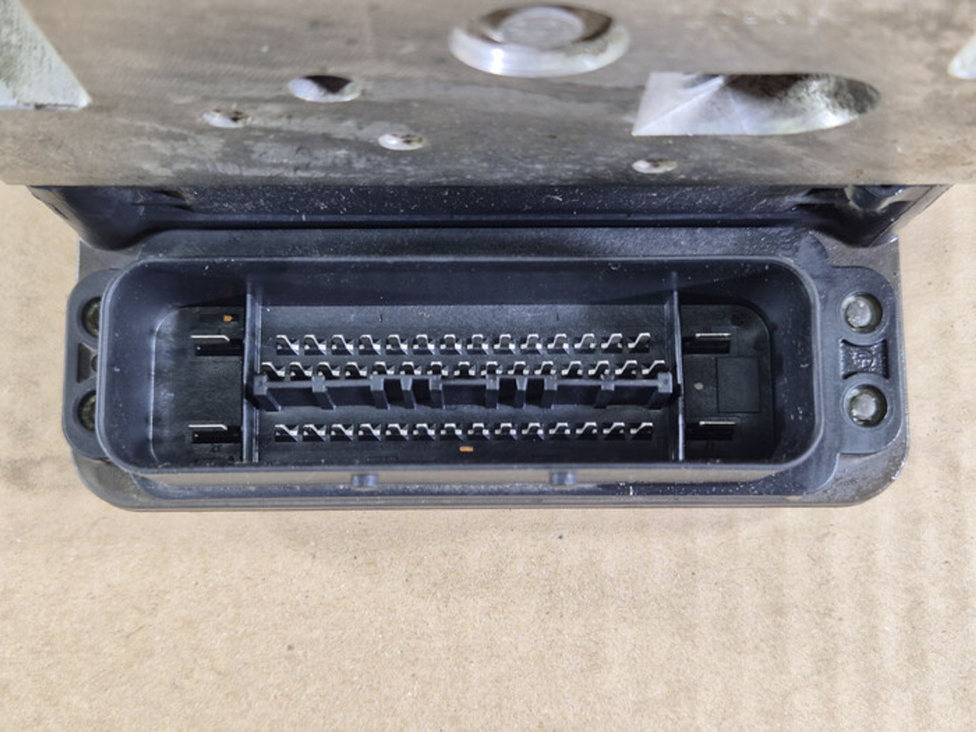 https://ycs.partsauto.market/partsauto-images/thmbs/78ee0fb3787e2dce013ed29fc8a1120c/c6c22559581639317ac50e8d4376aae2/b63868b4a3bf40ef441918c3c3de8ed3.jpg