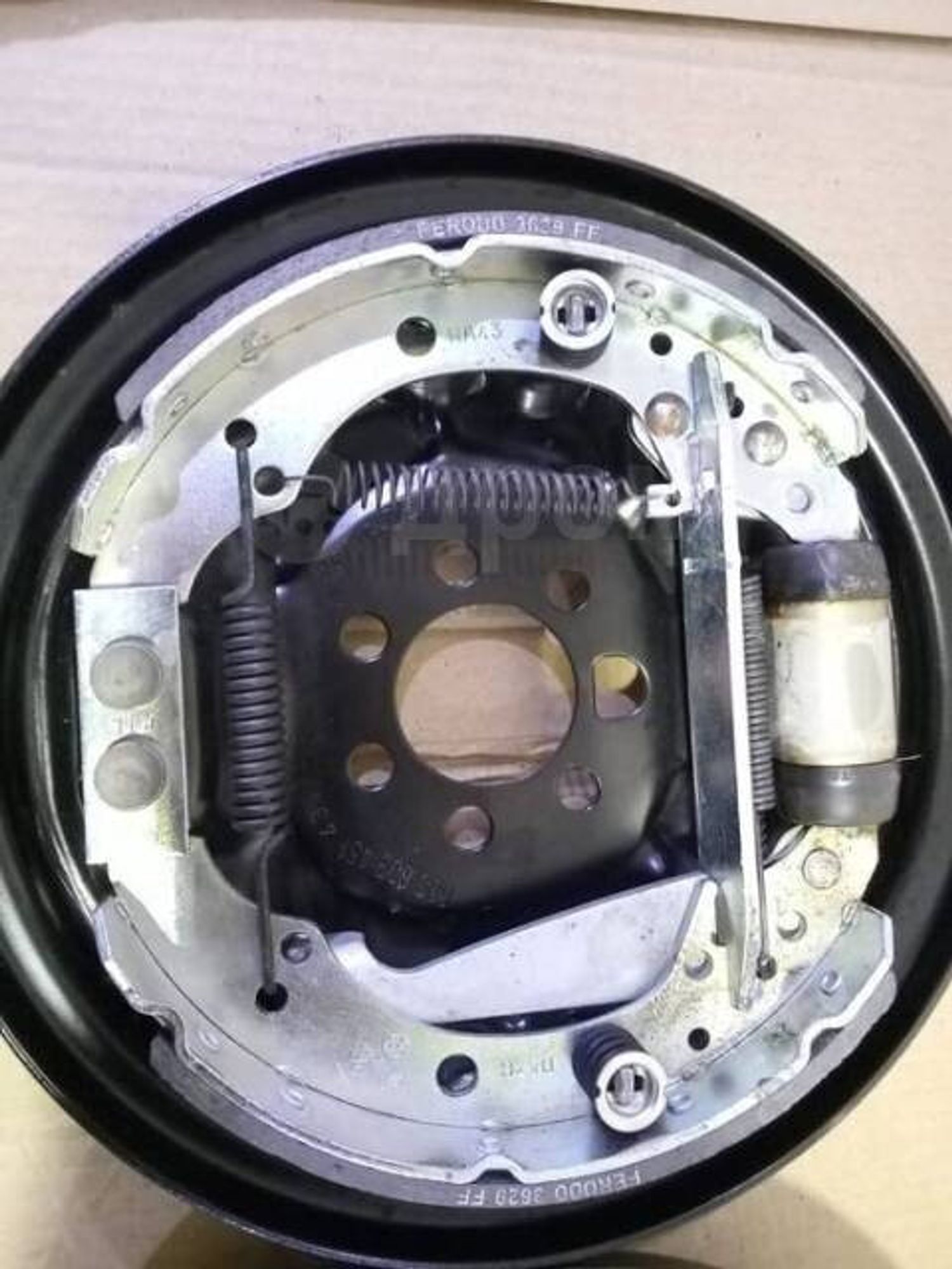 https://ycs.partsauto.market/partsauto-images/thmbs/78ee0fb3787e2dce013ed29fc8a1120c/c850017e766ccbac8f0d7a25307ab44e/3549b23693a73fb45ae683d539609b7f.jpg