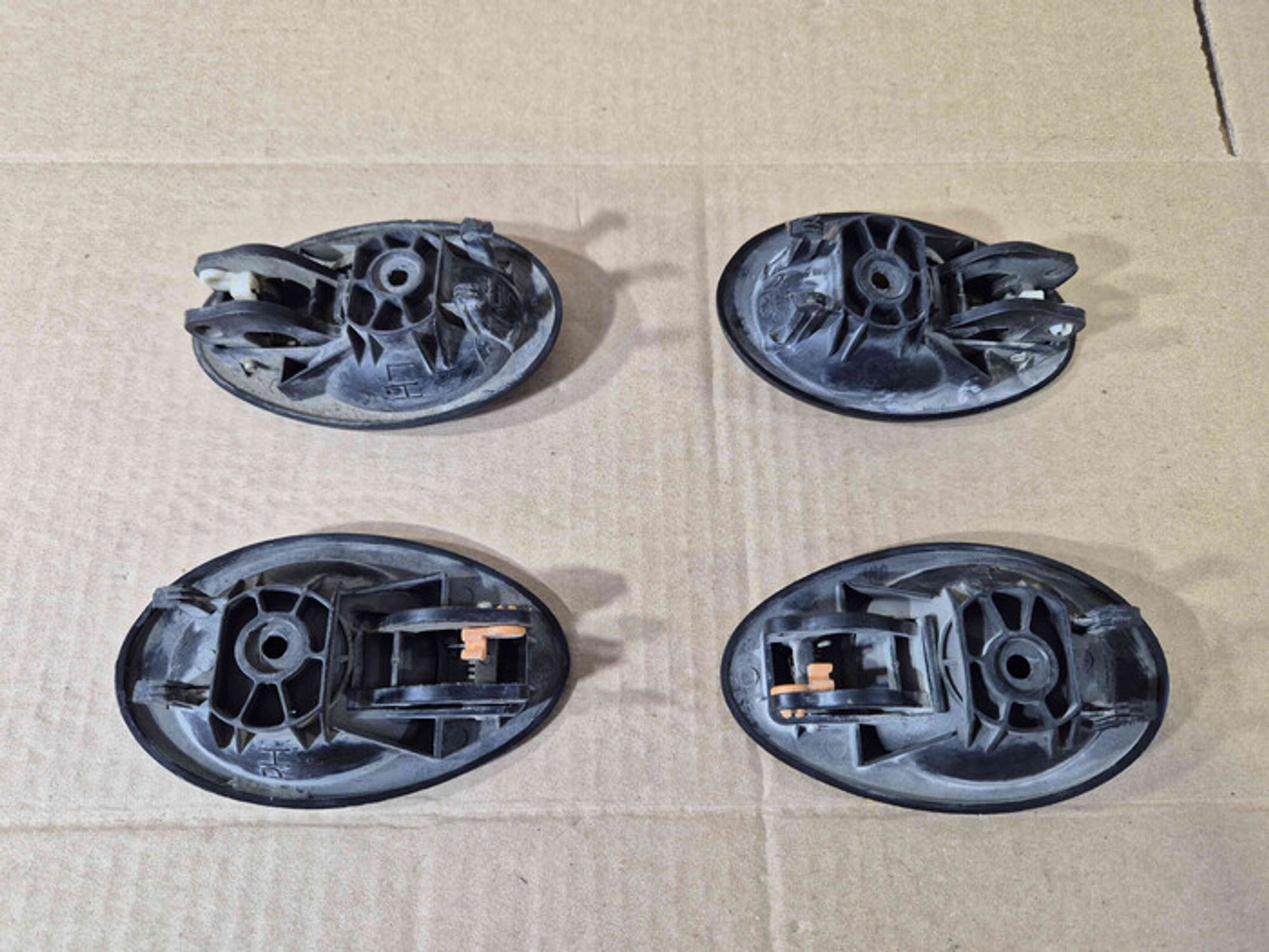 https://ycs.partsauto.market/partsauto-images/thmbs/78ee0fb3787e2dce013ed29fc8a1120c/c96456262ed5700877154485238deb97/80dde1809133b520335b789a8d3ce531.jpg