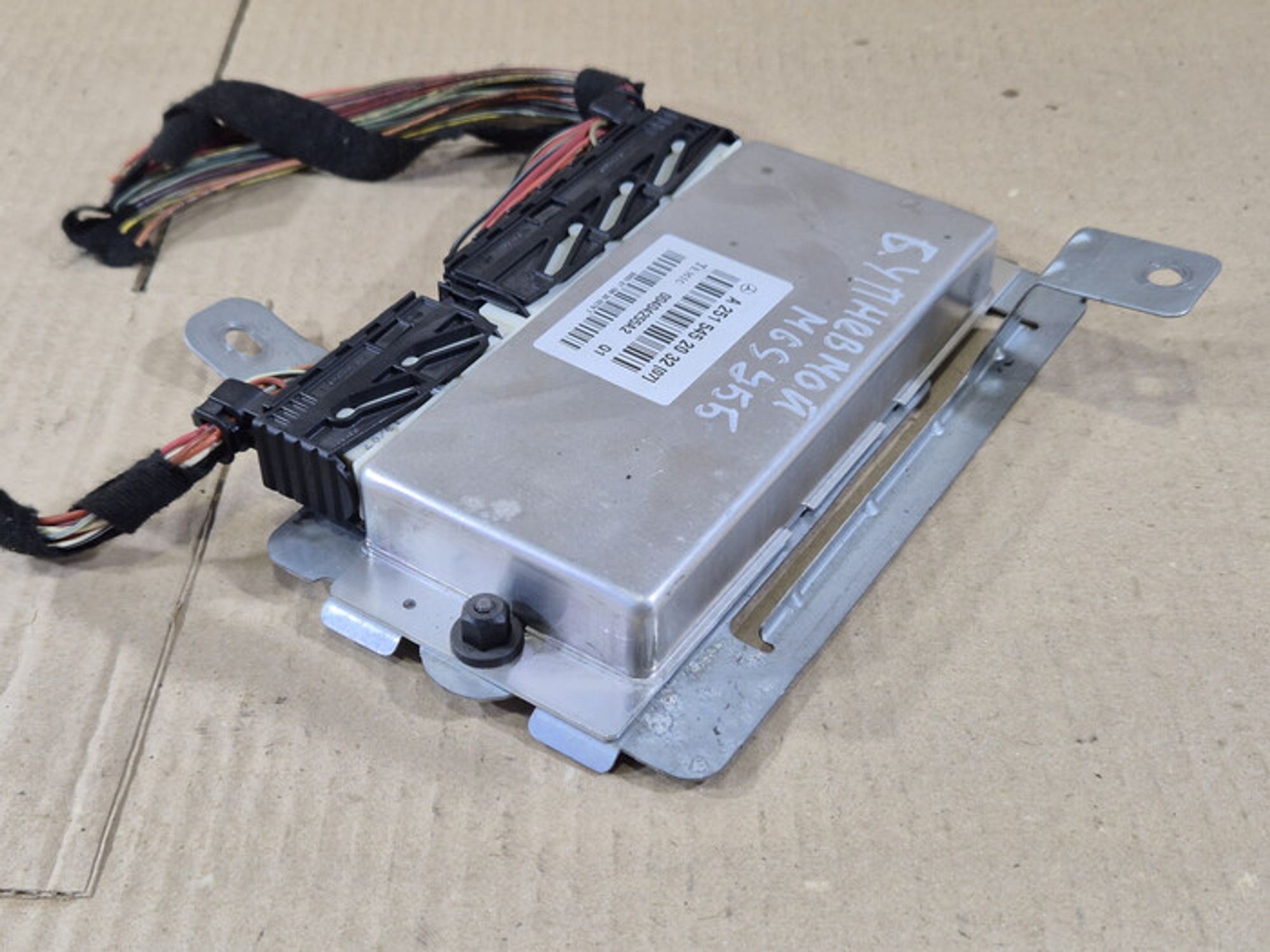 https://ycs.partsauto.market/partsauto-images/thmbs/78ee0fb3787e2dce013ed29fc8a1120c/ca4f65f072286d95c983c527cb2bbf3d/f356a5b3d6447c78a5c95e36dcddc343.jpg