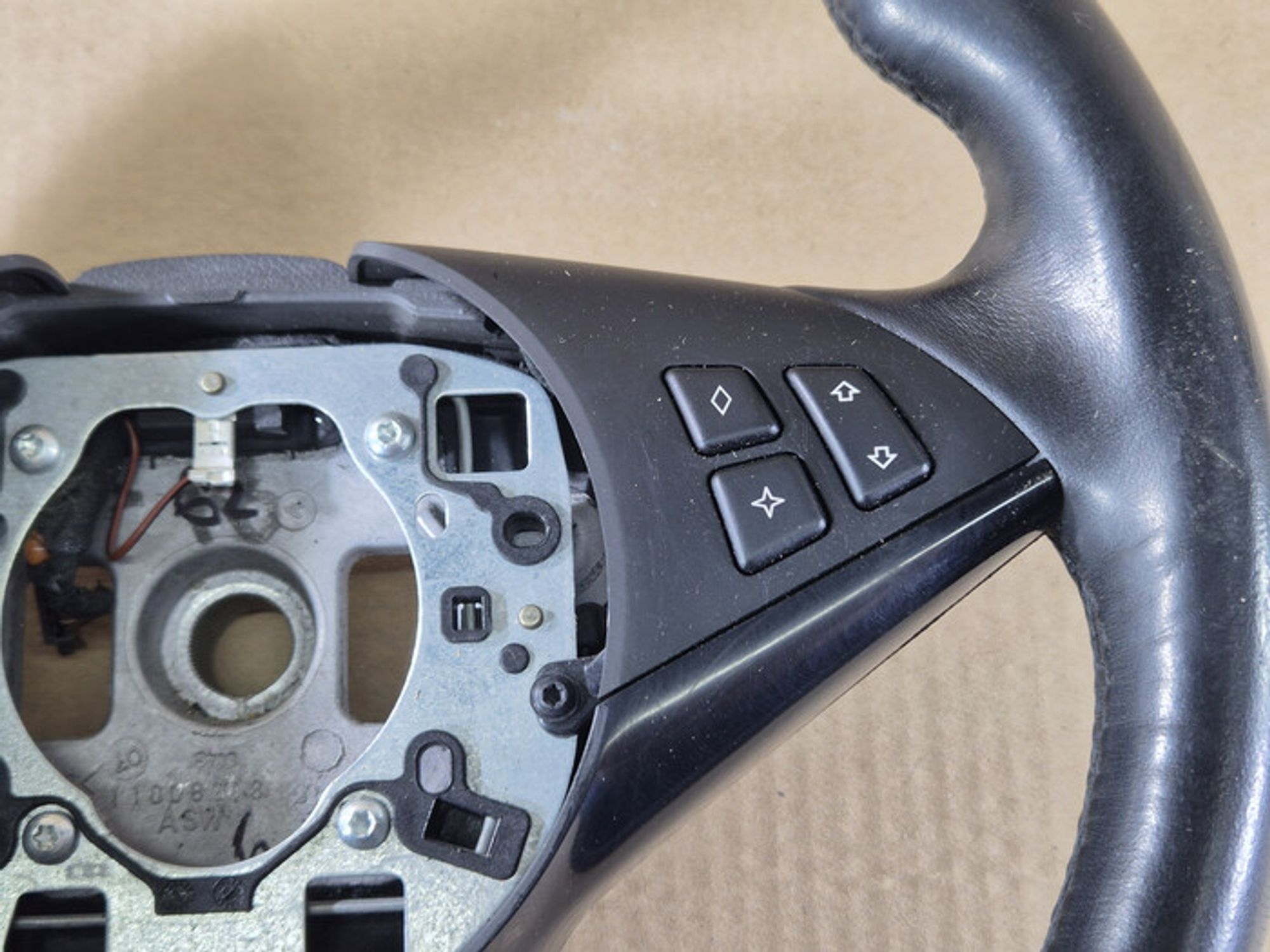 https://ycs.partsauto.market/partsauto-images/thmbs/78ee0fb3787e2dce013ed29fc8a1120c/cb04cb12f1cf0fae67ba8ca1b3fbf4eb/f9a3ba9d267b62472d2928a39ec456cb.jpg