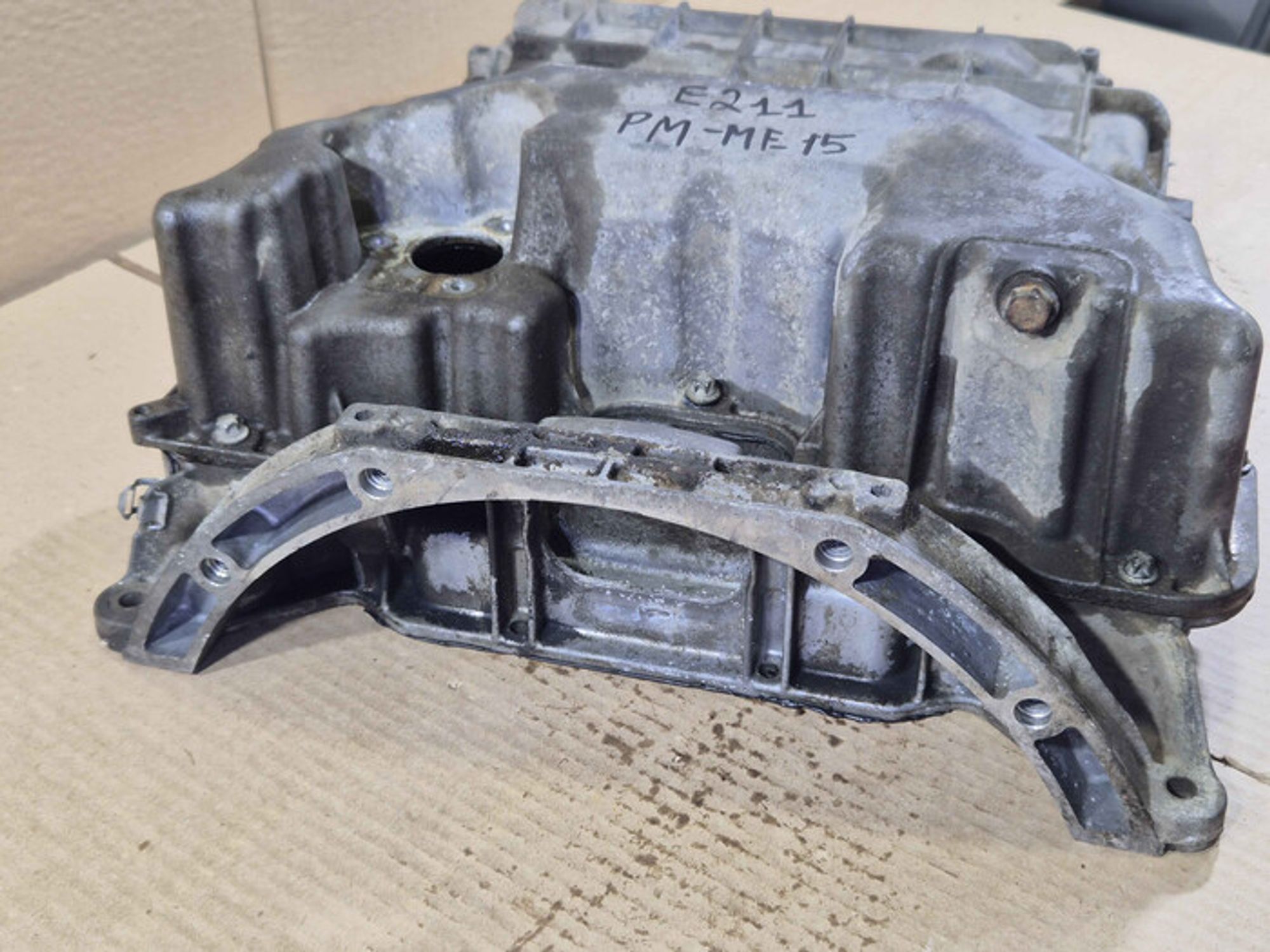 https://ycs.partsauto.market/partsauto-images/thmbs/78ee0fb3787e2dce013ed29fc8a1120c/cbb3ddcfd5e296d8ab30dc85893635a9/9f95b0f3f99f31f5ed258e6bcaf31860.jpg