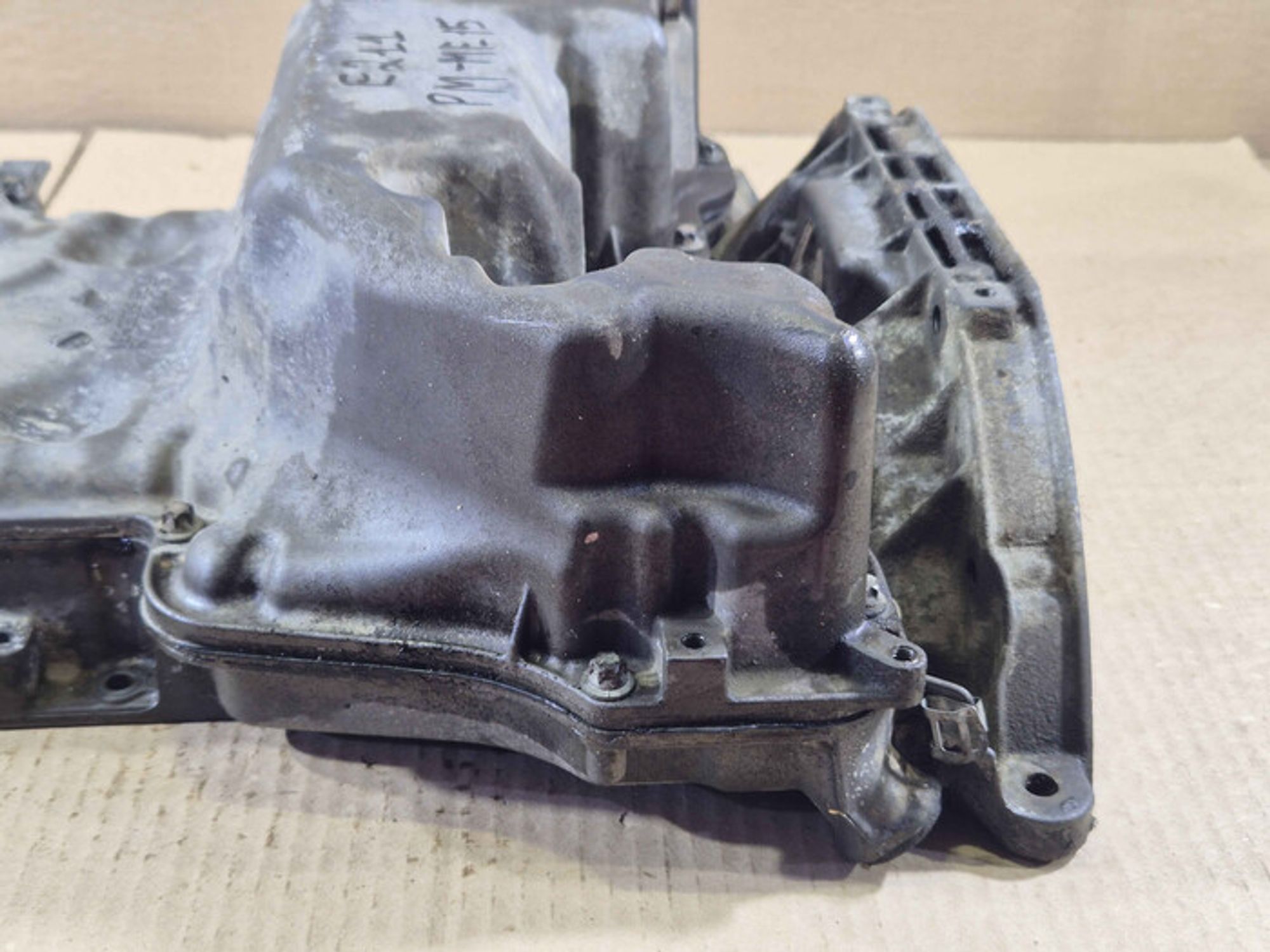 https://ycs.partsauto.market/partsauto-images/thmbs/78ee0fb3787e2dce013ed29fc8a1120c/cbb3ddcfd5e296d8ab30dc85893635a9/c824236720083a3530c5ee5a3d8f8fe3.jpg