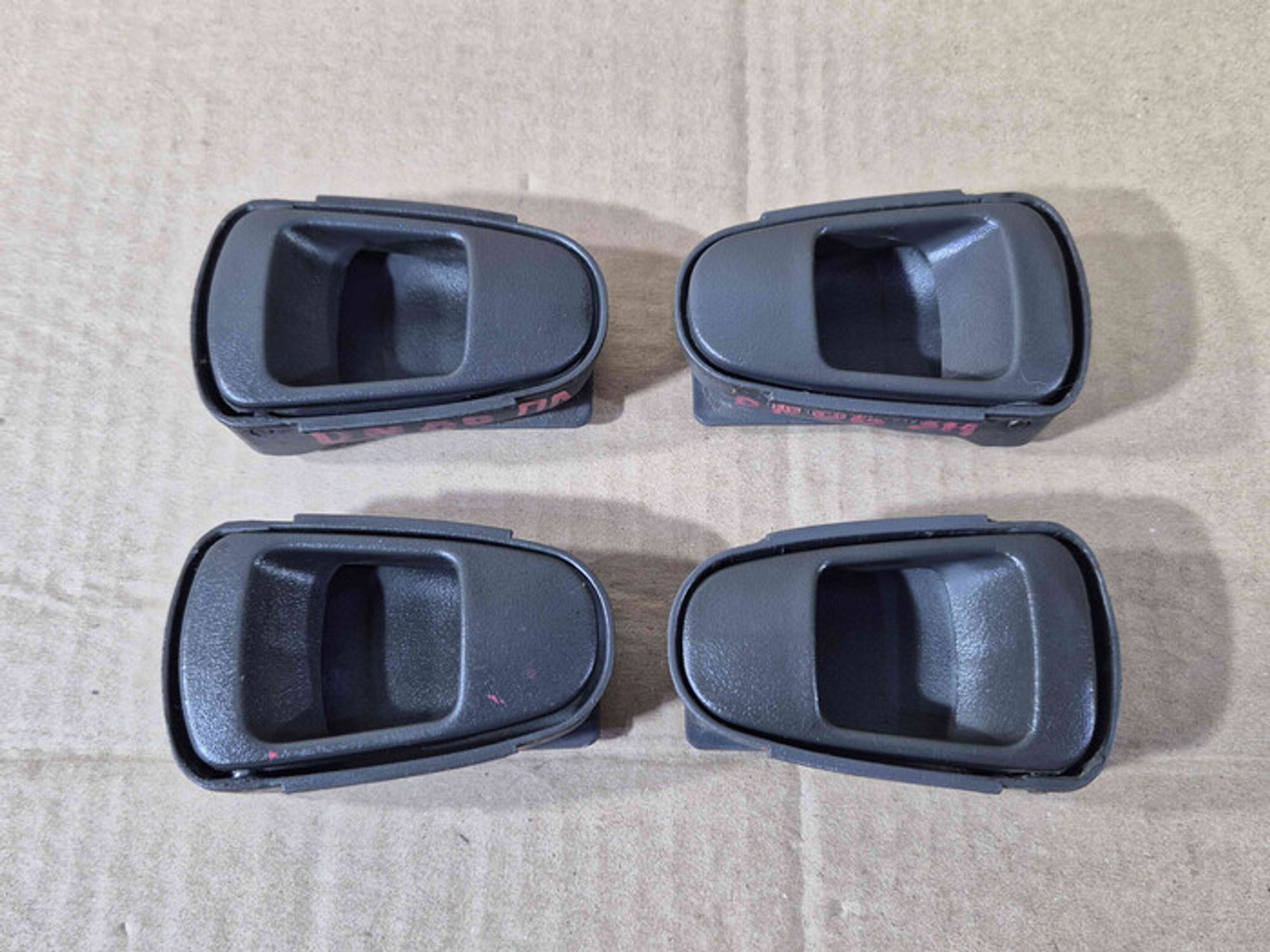 https://ycs.partsauto.market/partsauto-images/thmbs/78ee0fb3787e2dce013ed29fc8a1120c/cbbc58df921f001e0159cdf630795881/c6899aa5d14d372fdbc8054ca5114dfc.jpg
