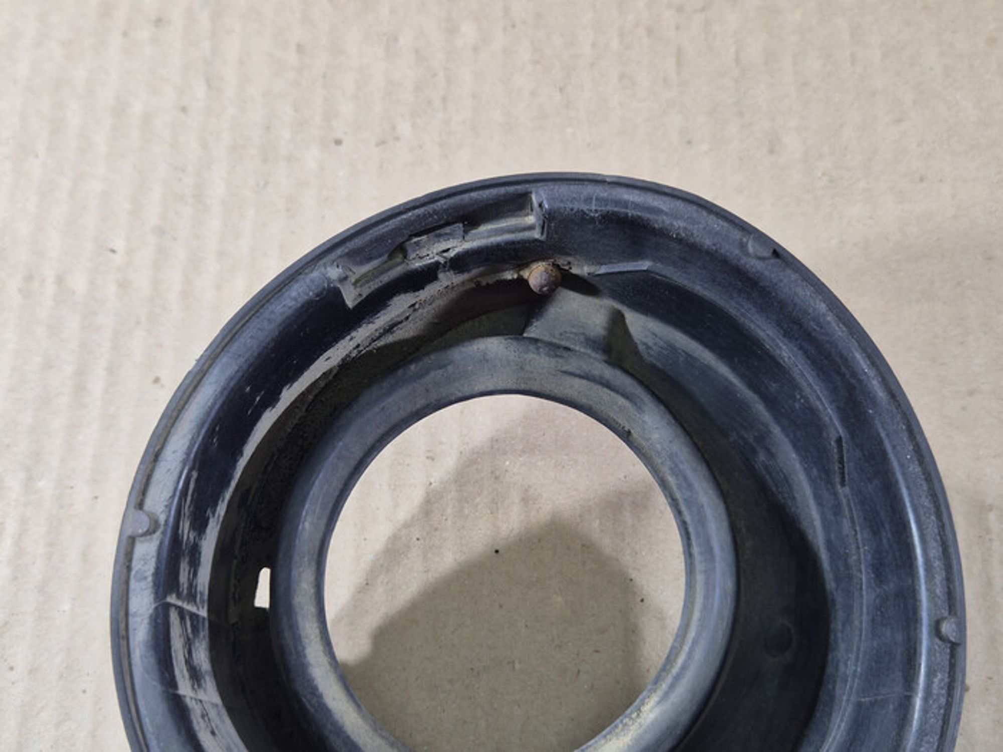 https://ycs.partsauto.market/partsauto-images/thmbs/78ee0fb3787e2dce013ed29fc8a1120c/ce19a5d0b9207f2525319f84d3fe73a6/bdec74c4c55ff95b947f82e95f6fc445.jpg