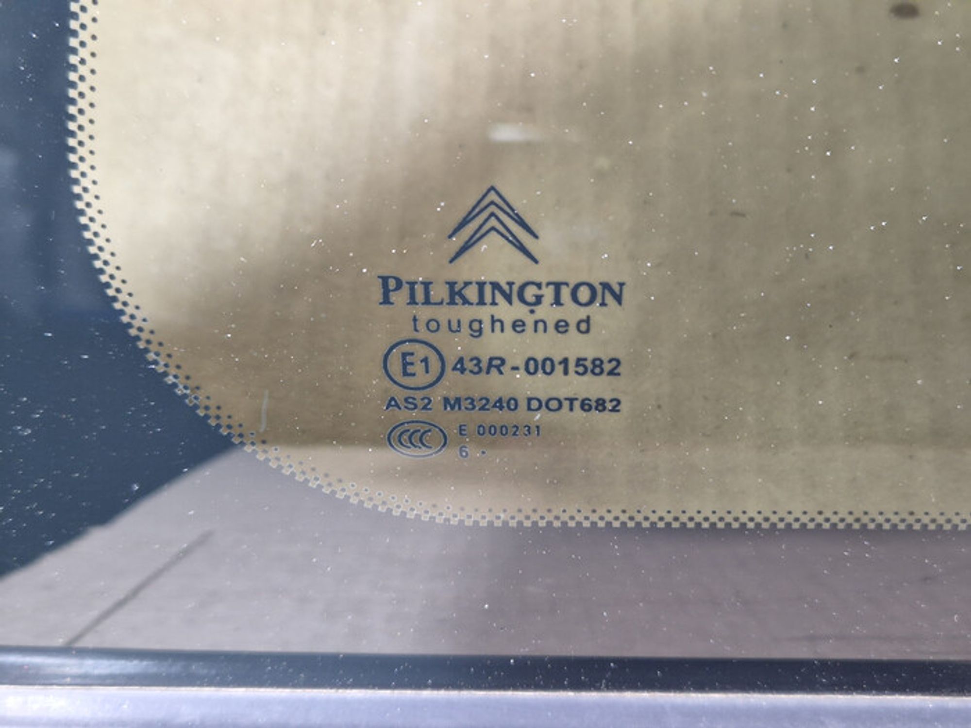 https://ycs.partsauto.market/partsauto-images/thmbs/78ee0fb3787e2dce013ed29fc8a1120c/ce8dd5da0ec8129342e6f15e78f2f3bd/191db926d6d84d3c083f2cf0bea2a403.jpg