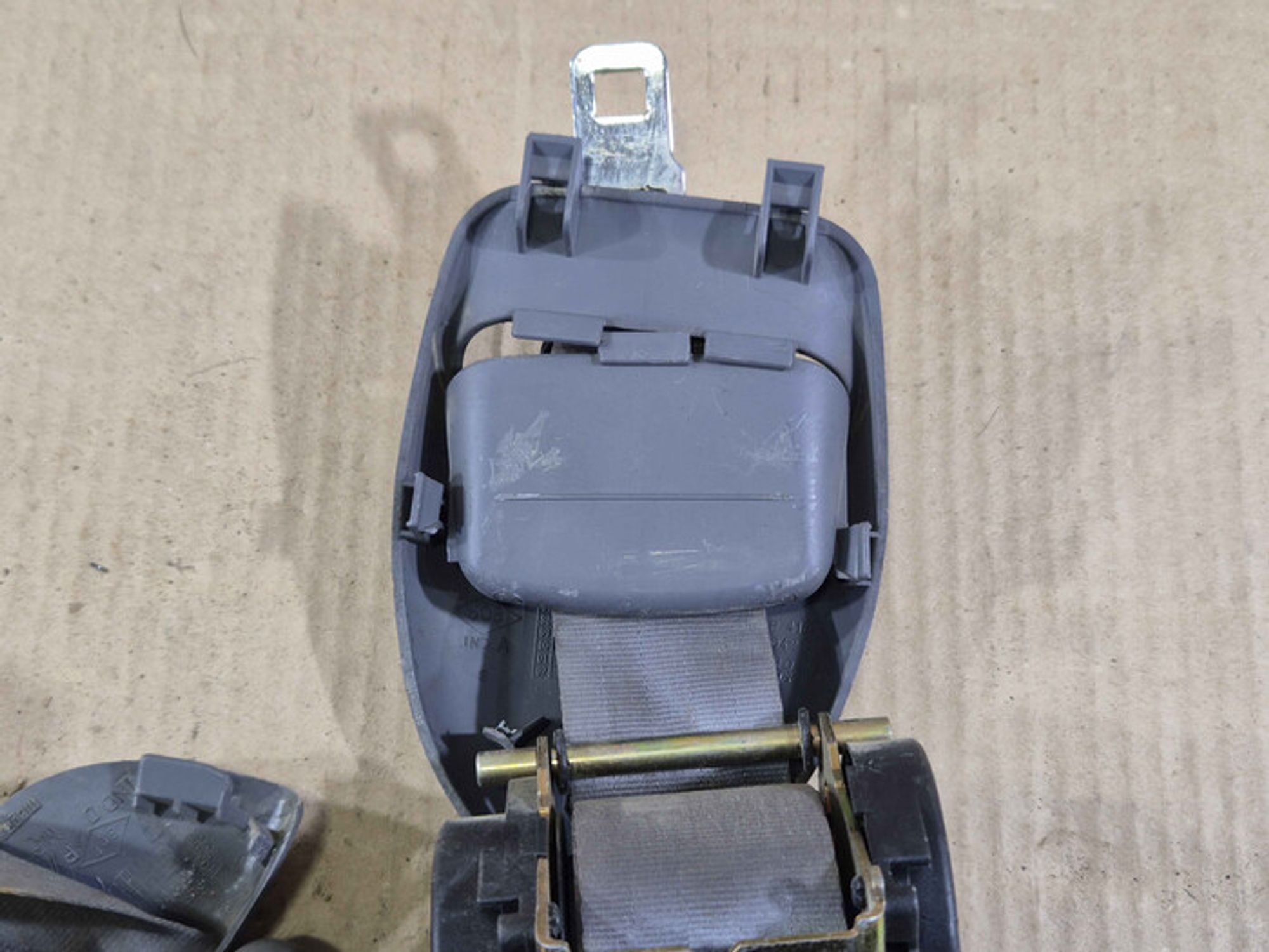 https://ycs.partsauto.market/partsauto-images/thmbs/78ee0fb3787e2dce013ed29fc8a1120c/cf43ba56ea87bdc102f1e28bce7649ba/4698ab9eeb73143ebc9adf7d751c765c.jpg