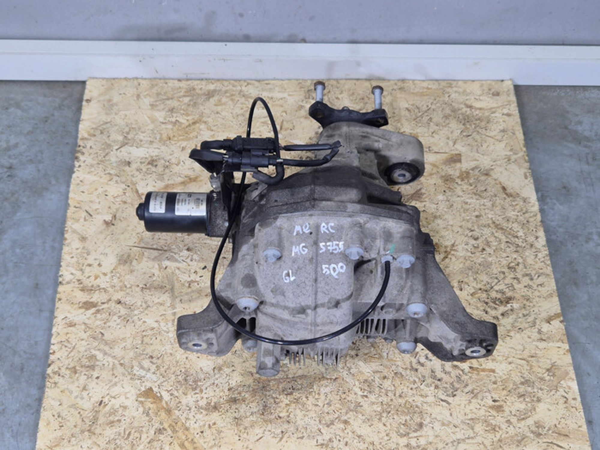 https://ycs.partsauto.market/partsauto-images/thmbs/78ee0fb3787e2dce013ed29fc8a1120c/d00463dd9d0f3b42507dbac20d1b2aaf/ad54c73266bd8b9f7090e07d4b22d252.jpg