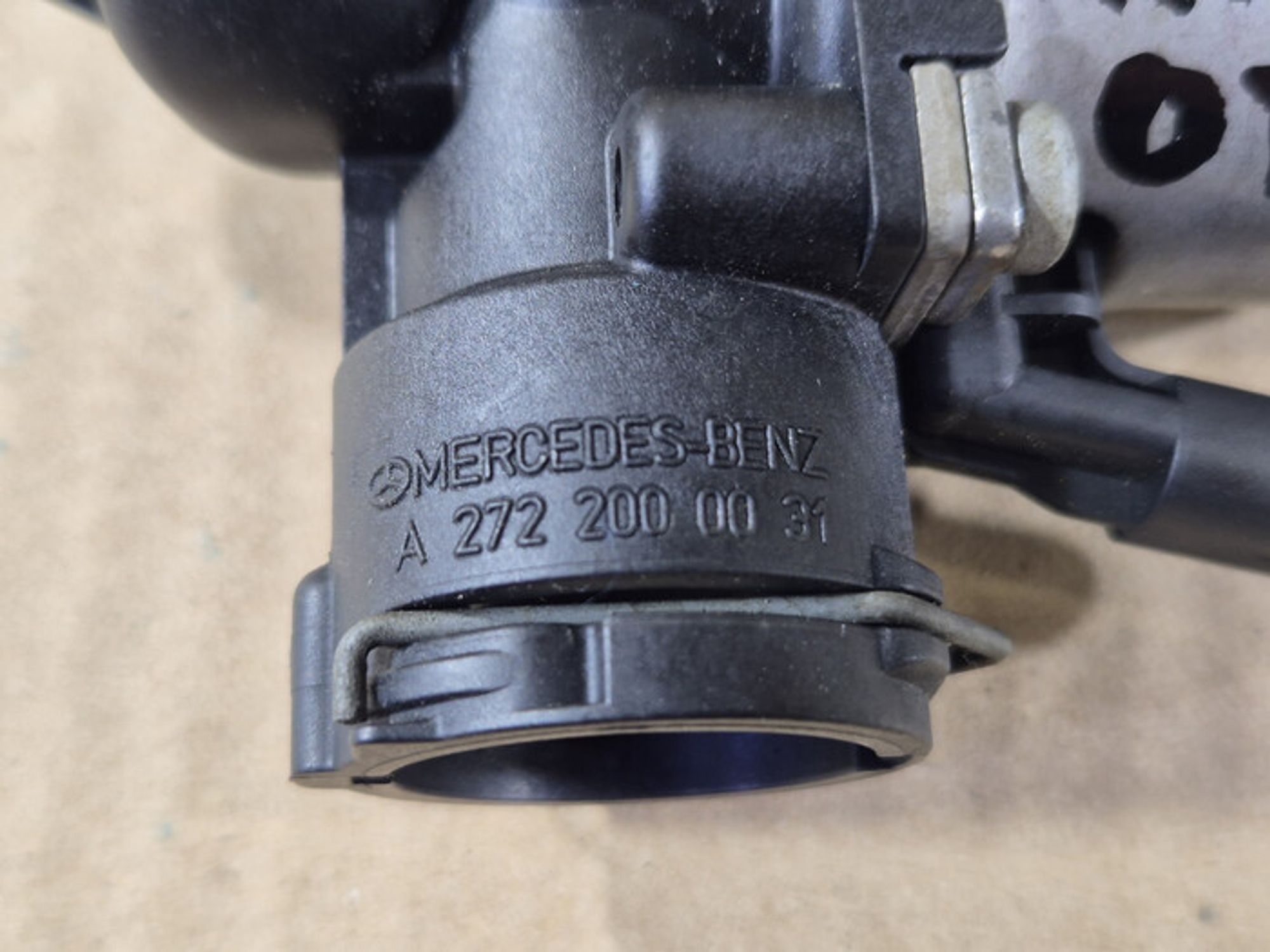 https://ycs.partsauto.market/partsauto-images/thmbs/78ee0fb3787e2dce013ed29fc8a1120c/d02405be925f5e24ec56a2c2611735f7/6aebb80c7cf72f81fa840bb0996fab99.jpg