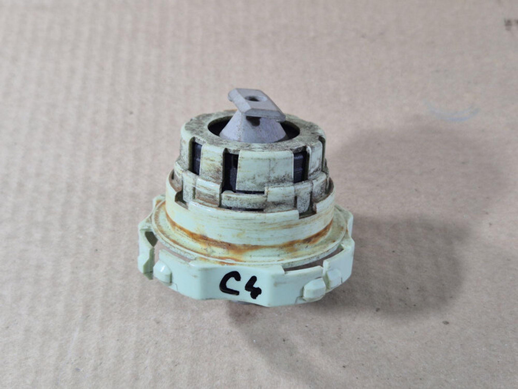 https://ycs.partsauto.market/partsauto-images/thmbs/78ee0fb3787e2dce013ed29fc8a1120c/d27193b912e5380779b12373ea93eb32/383f2261f01410672f625897b5a464ff.jpg