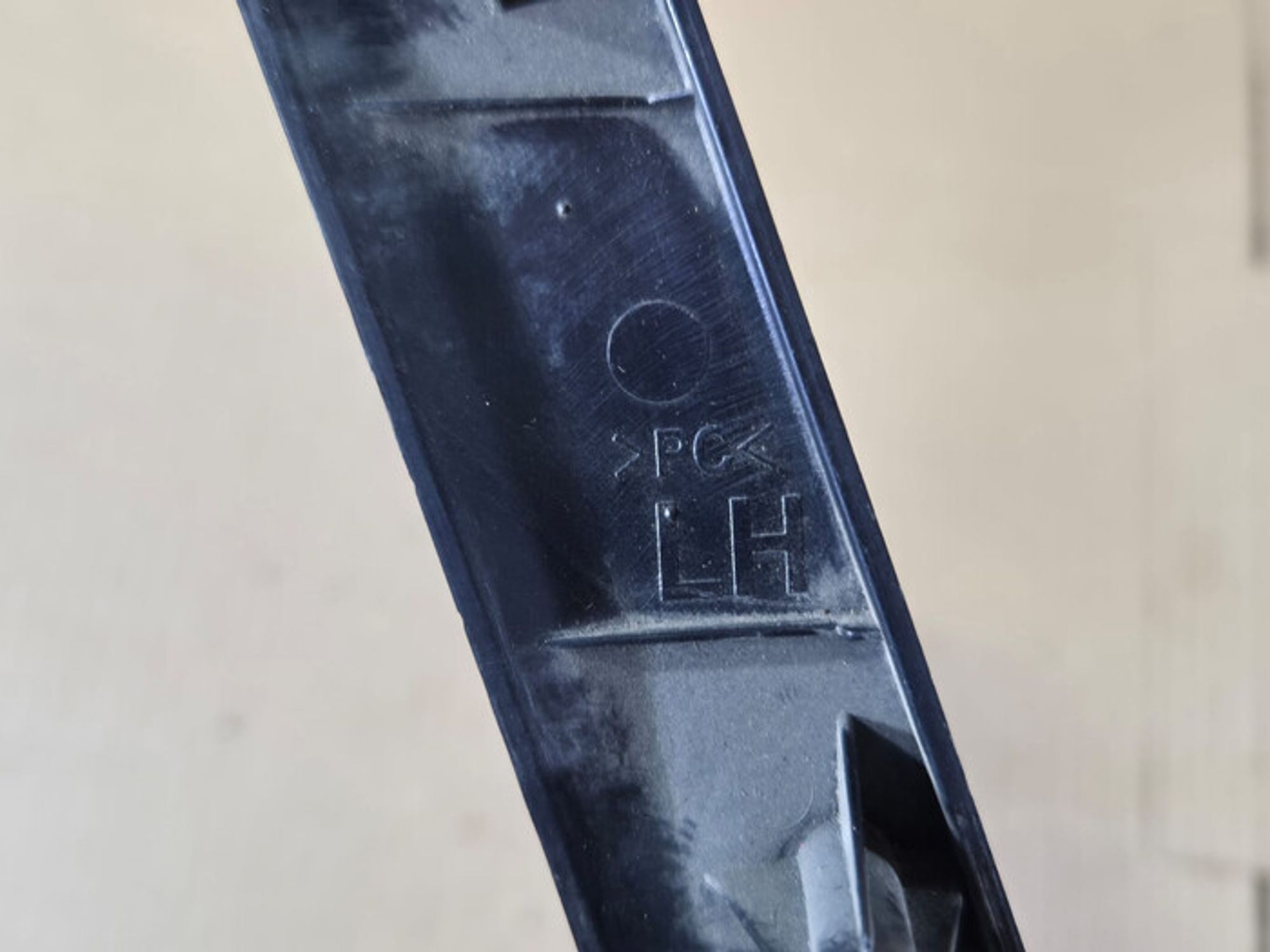 https://ycs.partsauto.market/partsauto-images/thmbs/78ee0fb3787e2dce013ed29fc8a1120c/d280cc6aa69eba1545f6d5852ed6ceef/f27519e998b0992b04771c673cbbe6e8.jpg