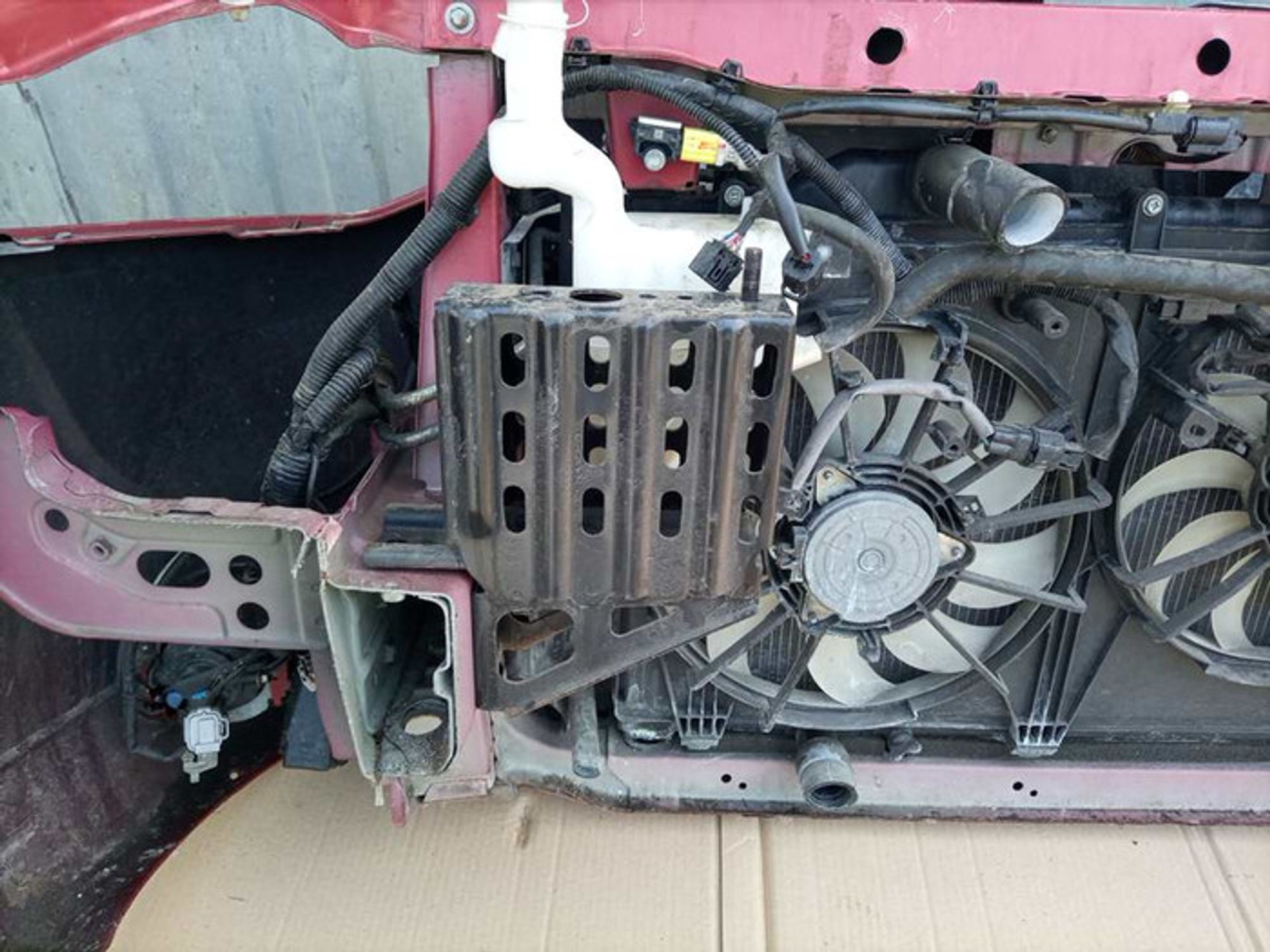 https://ycs.partsauto.market/partsauto-images/thmbs/78ee0fb3787e2dce013ed29fc8a1120c/d2a48d6fb35df0ae3ae9645865e62778/87e87c1965f9c7507140519b8cc03546.jpg