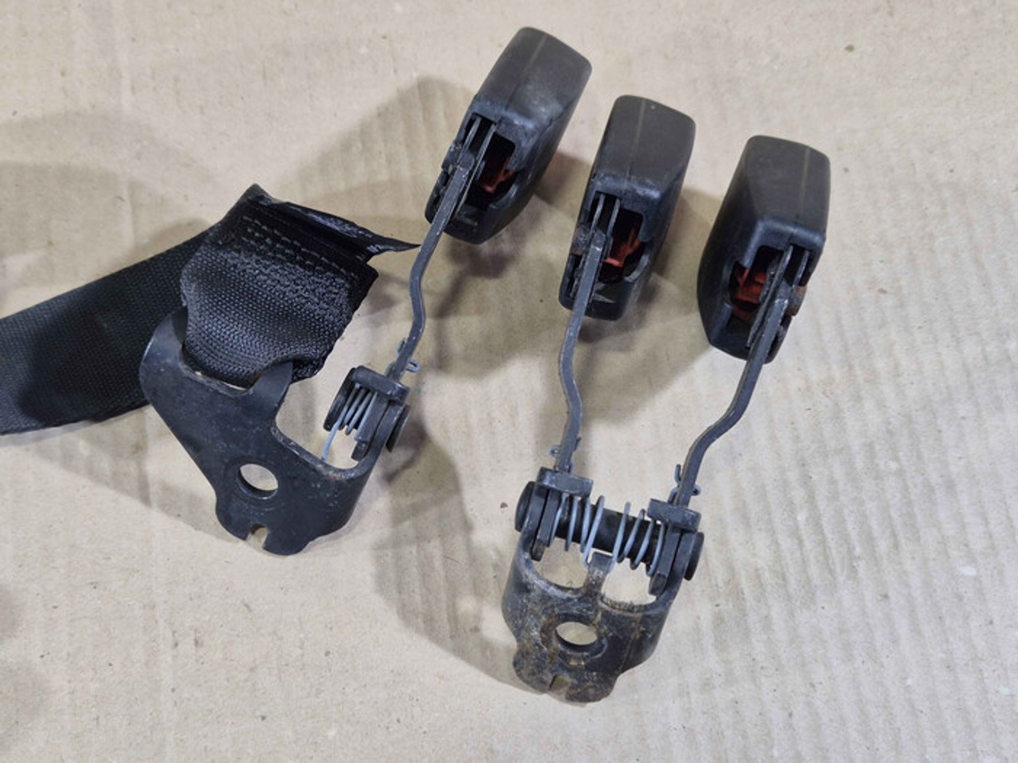 https://ycs.partsauto.market/partsauto-images/thmbs/78ee0fb3787e2dce013ed29fc8a1120c/d3c8c378d9a5bf9a70b7a93284a4f133/132e458f4e2ff9e08b4506fadf431f46.jpg