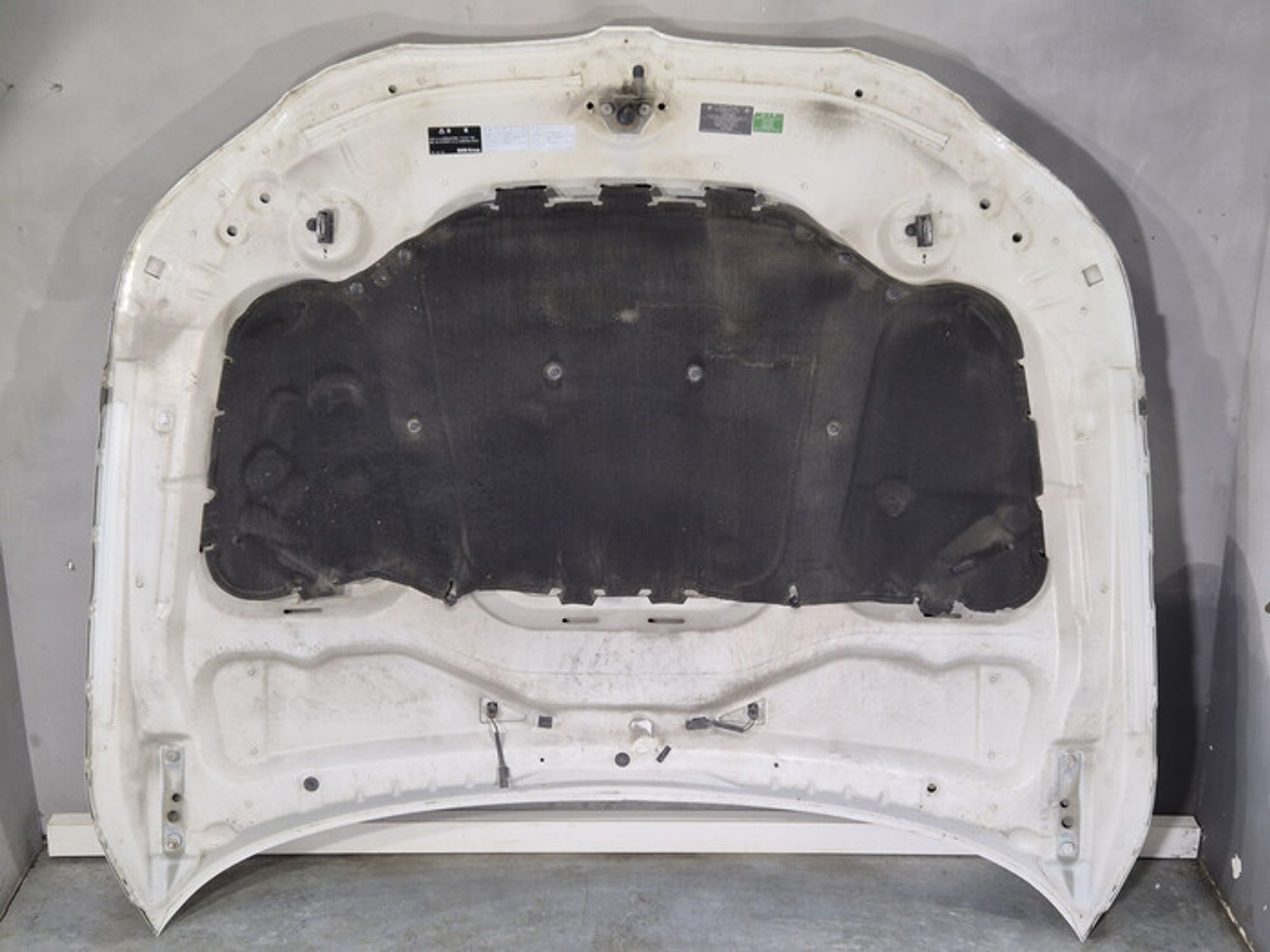 https://ycs.partsauto.market/partsauto-images/thmbs/78ee0fb3787e2dce013ed29fc8a1120c/d56469276ab4d01cb46032d8e3ca76c1/8cef04263e0190de02d18faa7c3b0e82.jpg